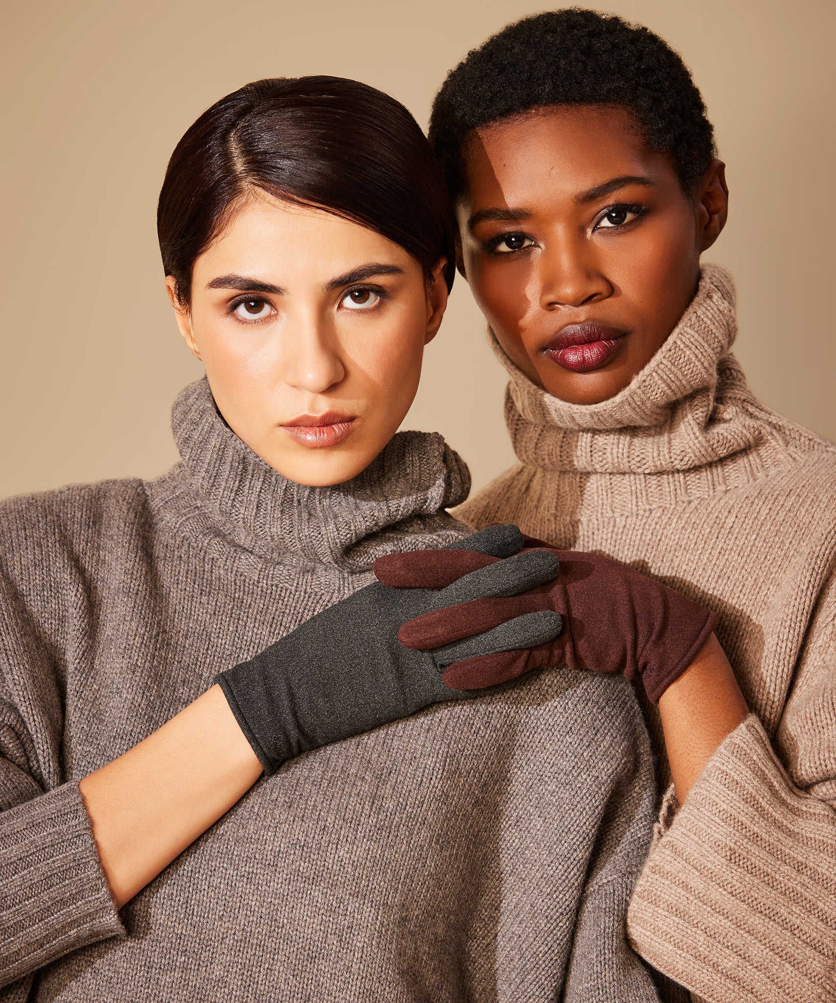 Premium Comfort Stretch Touch Gloves - Winter Warm Soft Touchscreen Gloves for Men & Women - Perfect for Driving, Skiing, Hiking & Outdoor Activities