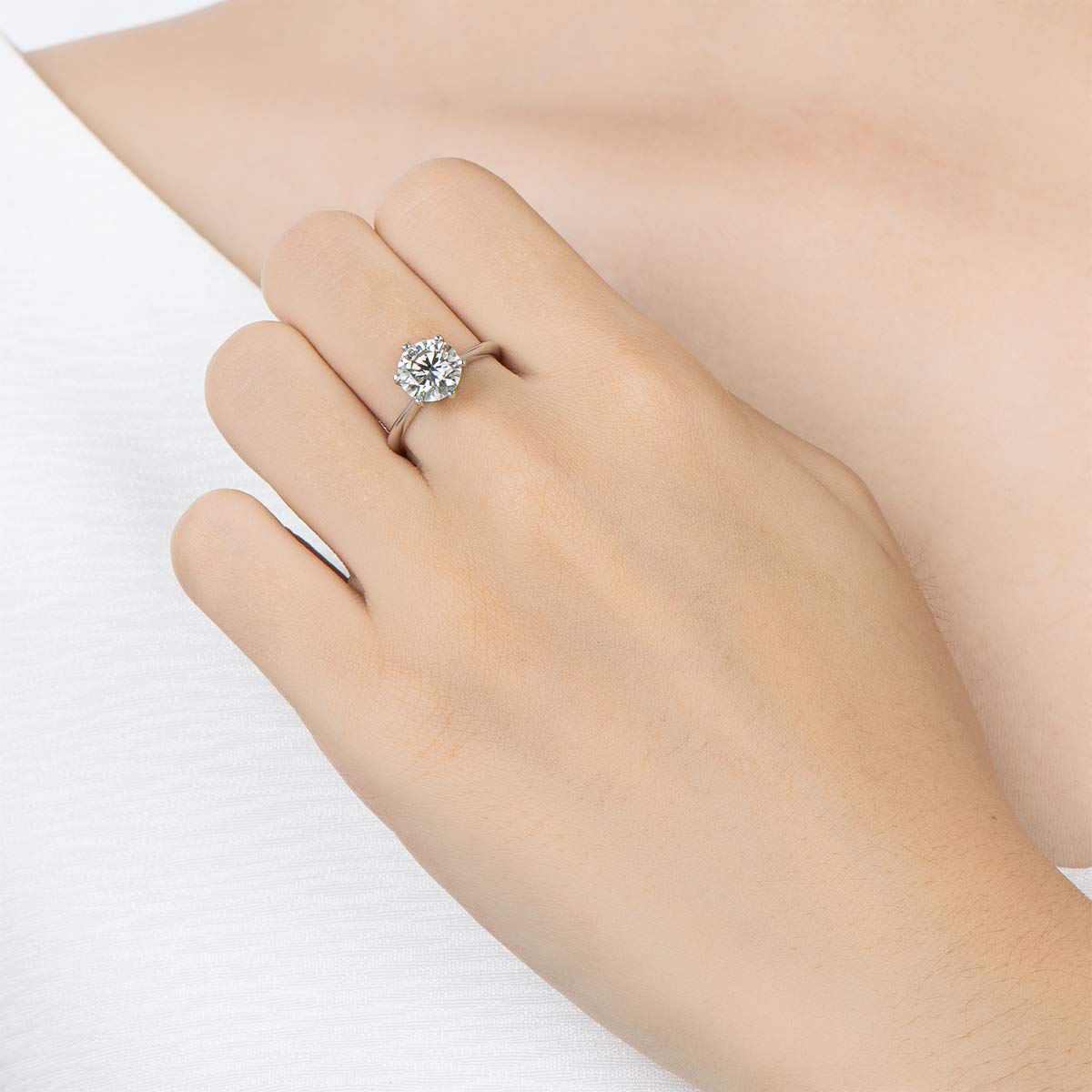 0.5/1/2/3 Carat Moissanite Engagement Ring for Women - 925 Sterling Silver Solitaire Round Cut Wedding Band, D-E Color Grade Anniversary Jewelry Gift for Her - Perfect for Proposals, Weddings, Anniversaries & Special Occasions