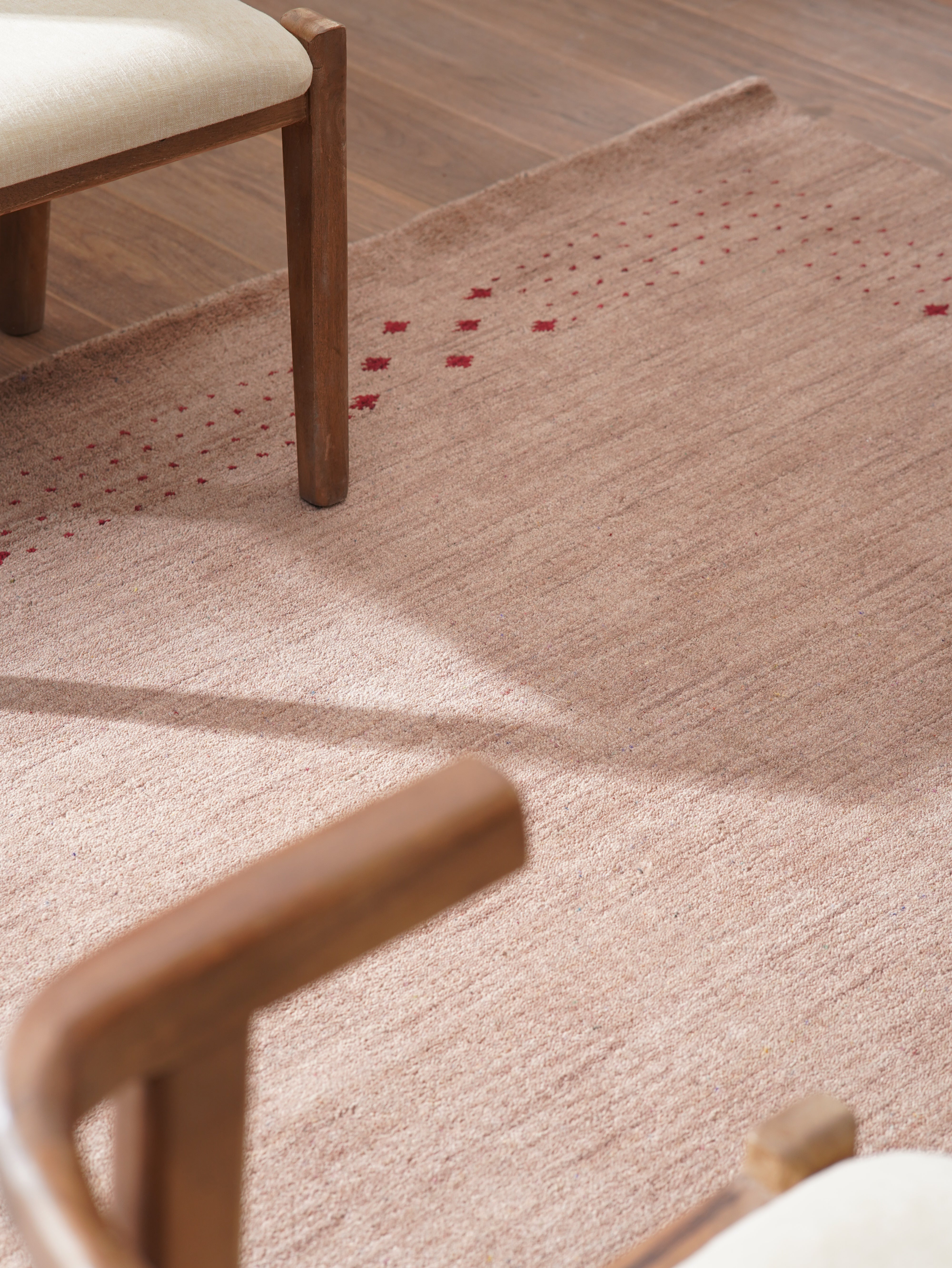 Premium Hand-Knotted Wool Rug from Shenzhen - Soft & Durable for Living Room, Bedroom, or Office Decor