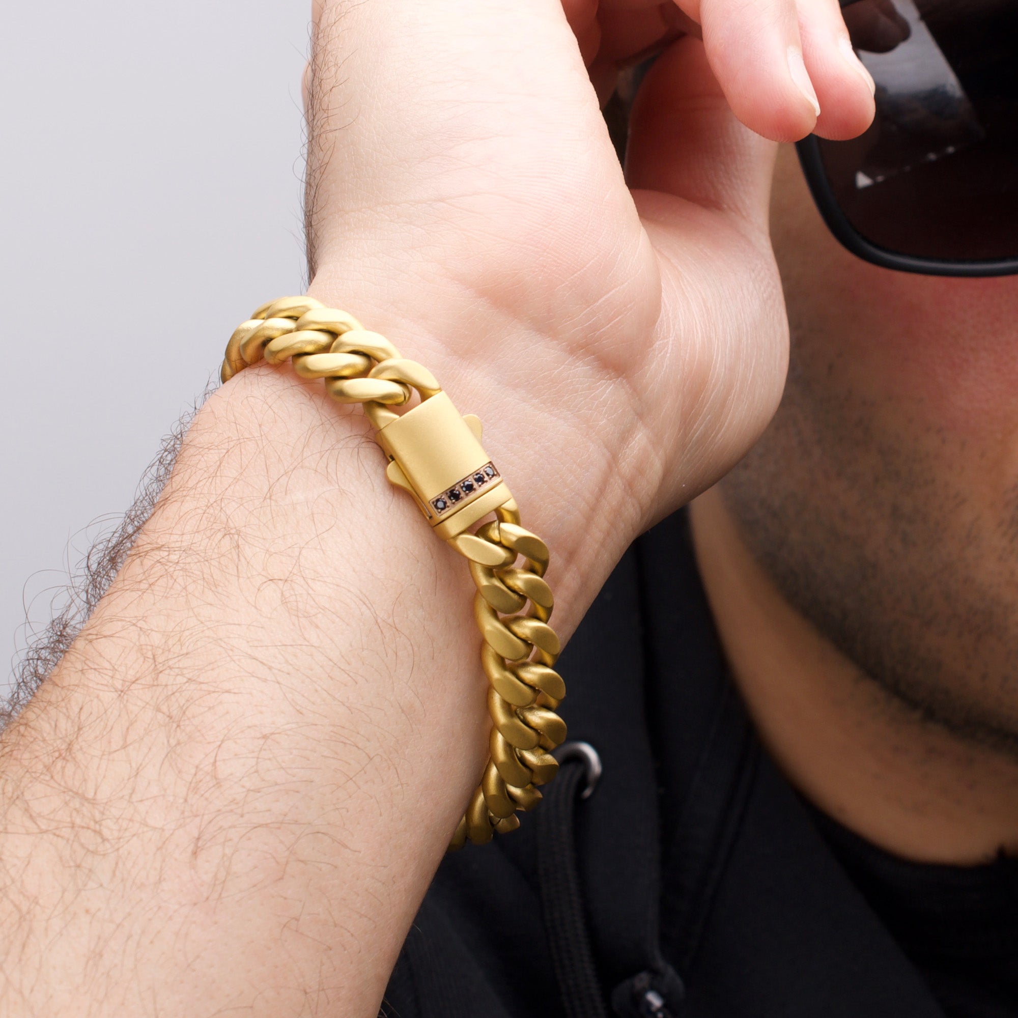 10mm 18K Gold Plated Stainless Steel Matte Cuban Link Chain Bracelet with Genuine Black Sapphire - Perfect for Men's Jewelry, Gifts & Hip-Hop Fashion Accessories