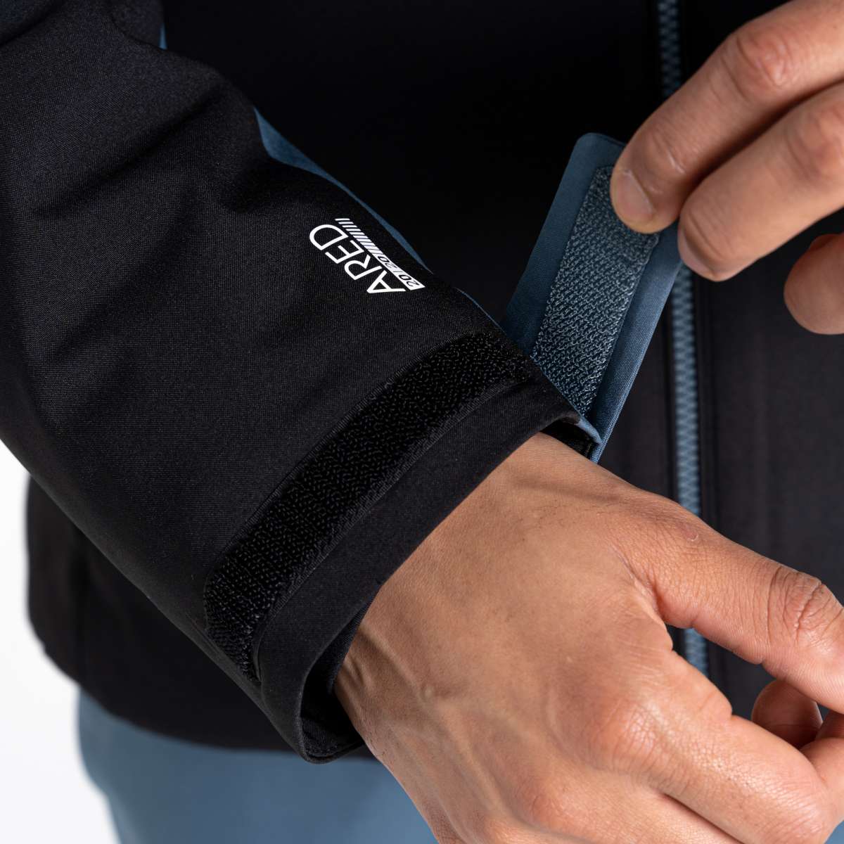 Dare2B Remit Insulated Jacket for Men & Women - Waterproof Winter Coat with Thermal Lining (2022-2023 Edition) - Perfect for Skiing, Snowboarding & Cold Weather Outdoor Activities