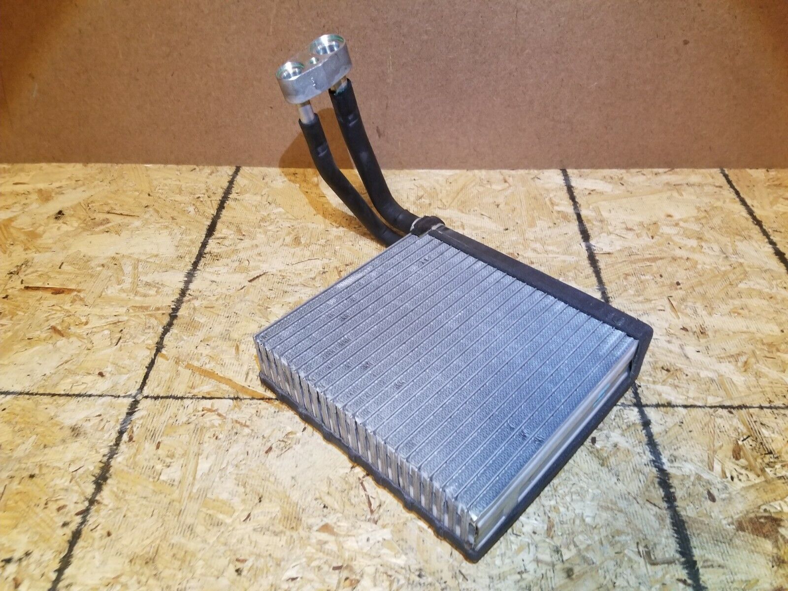 2005-2009 Volvo S40 AC Evaporator Core Replacement - OEM Quality for Efficient Cooling - Perfect for Summer Driving & HVAC System Repair