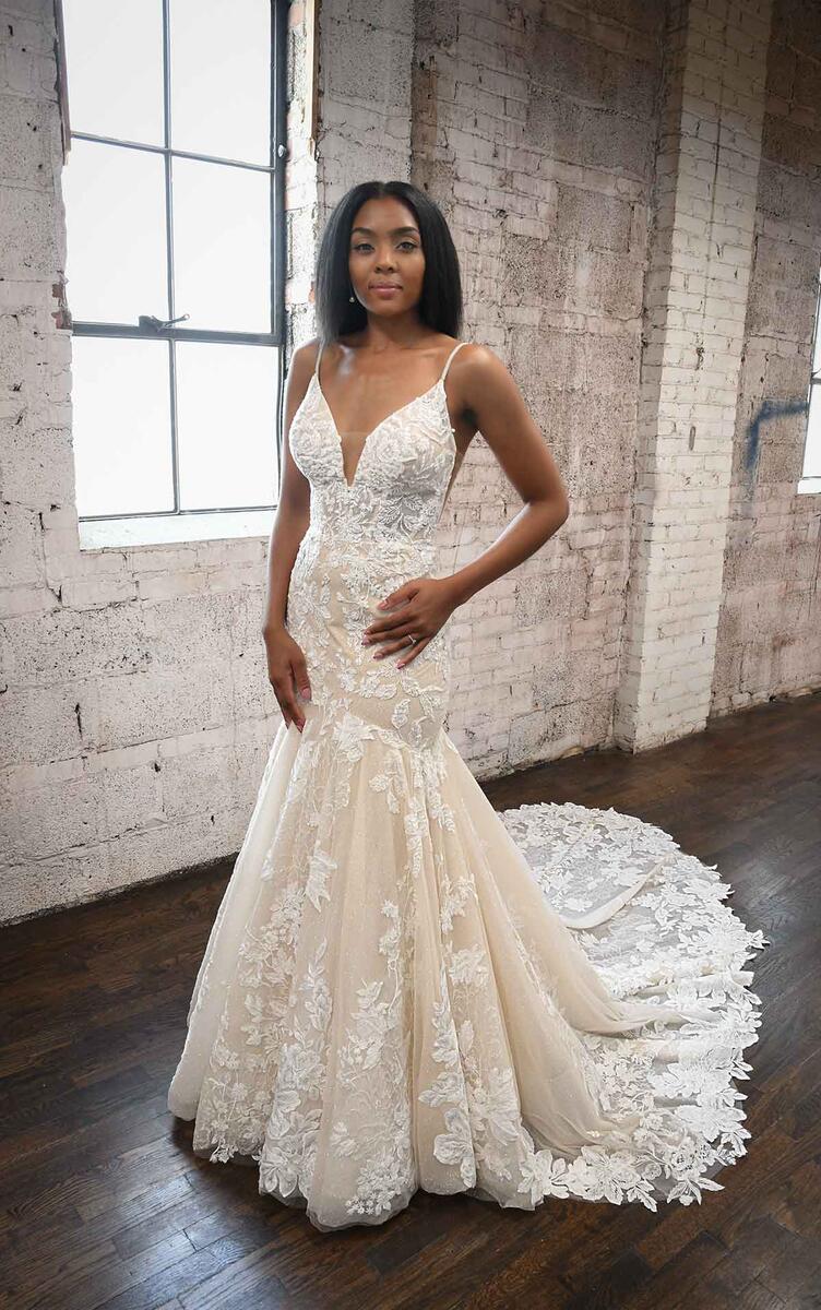 Martina Liana 1301 Wedding Dress - Elegant Lace Bridal Gown for Church Ceremony & Formal Reception