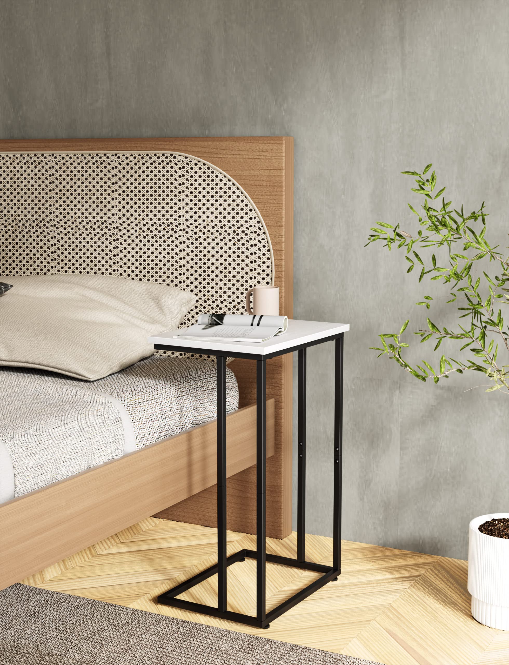 Industrial Style White Wide C Side Table - Metal Frame Couch Laptop Table with Snack Tray for Sofa & Bed - Perfect for Living Room, Bedroom, Office or Dorm Use