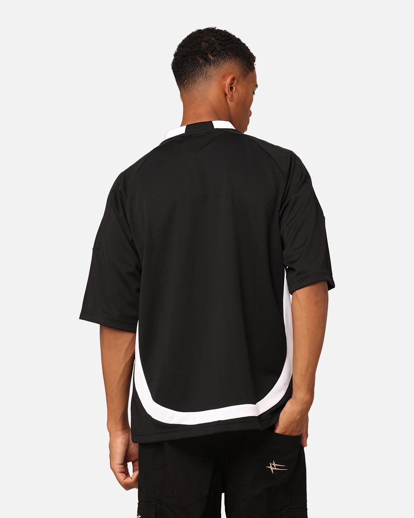 Adidas Oversized Short Sleeve Jersey T-Shirt for Men - Black Athletic Top for Basketball, Running & Casual Wear