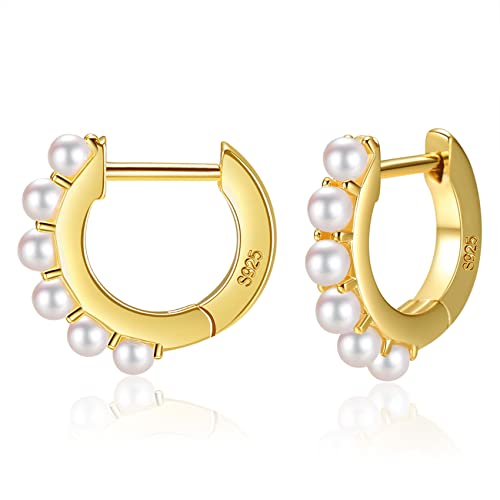 Pearl huggie hoops-gold