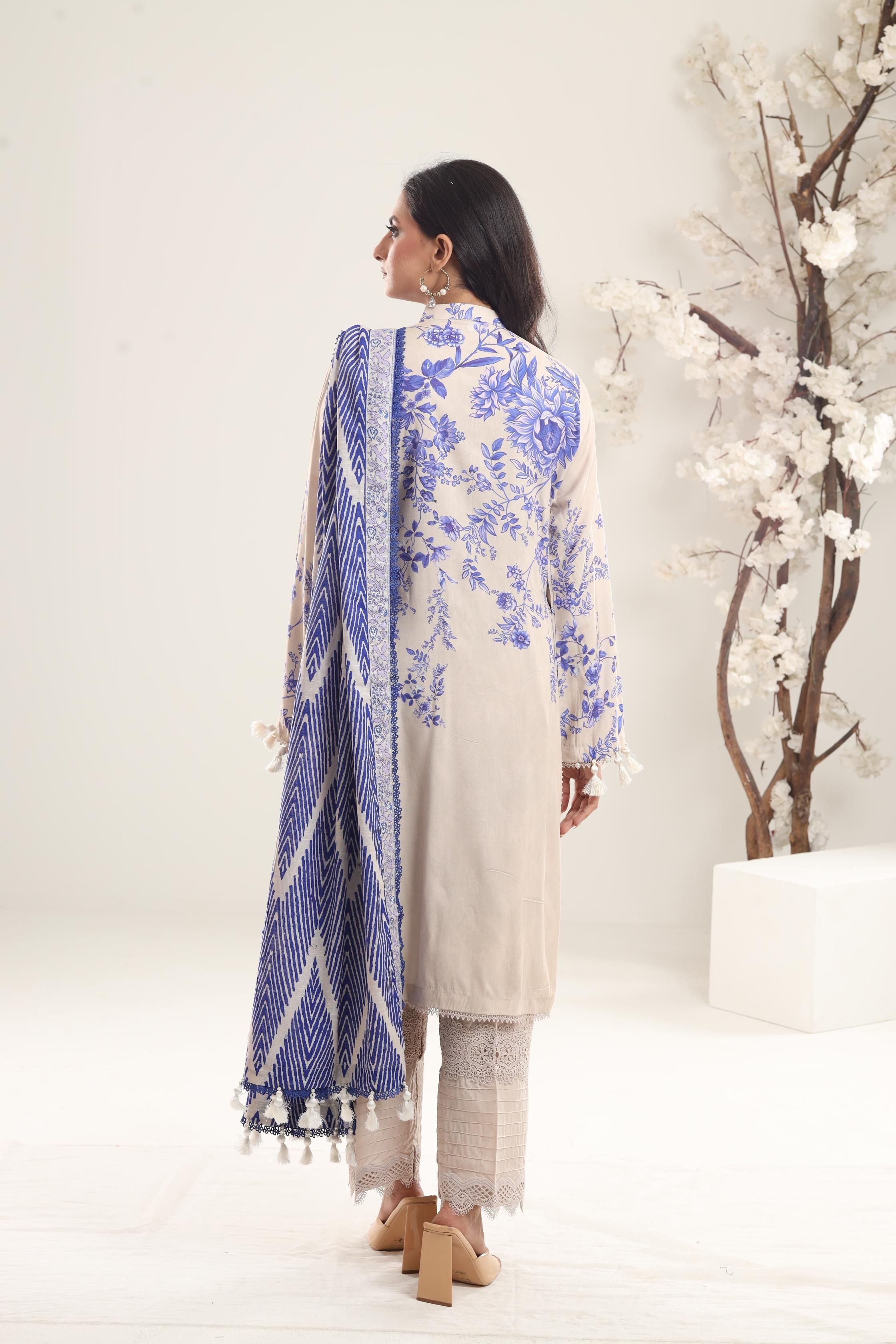 Sana Safinaz Muzlin Winter Stitched Embroidered Dress - Elegant Pakistani Formal Wear for Women - Perfect for Weddings, Parties & Special Occasions
