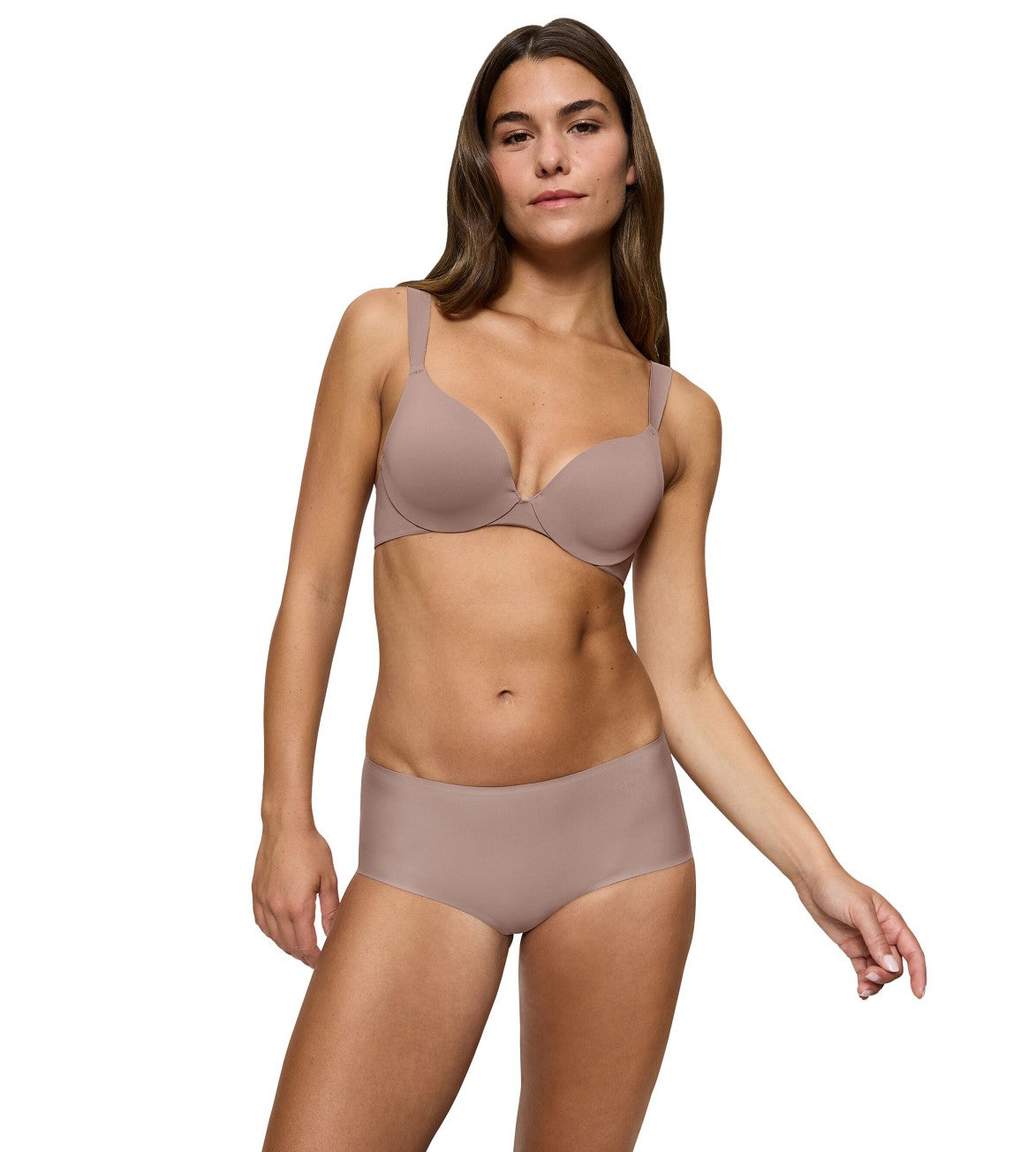 BODY MAKEUP ILLUSION SMOOTH SHORT - Flawless Skin Cover for Legs, Arms & Body - Perfect for Weddings, Photoshoots & Special Occasions