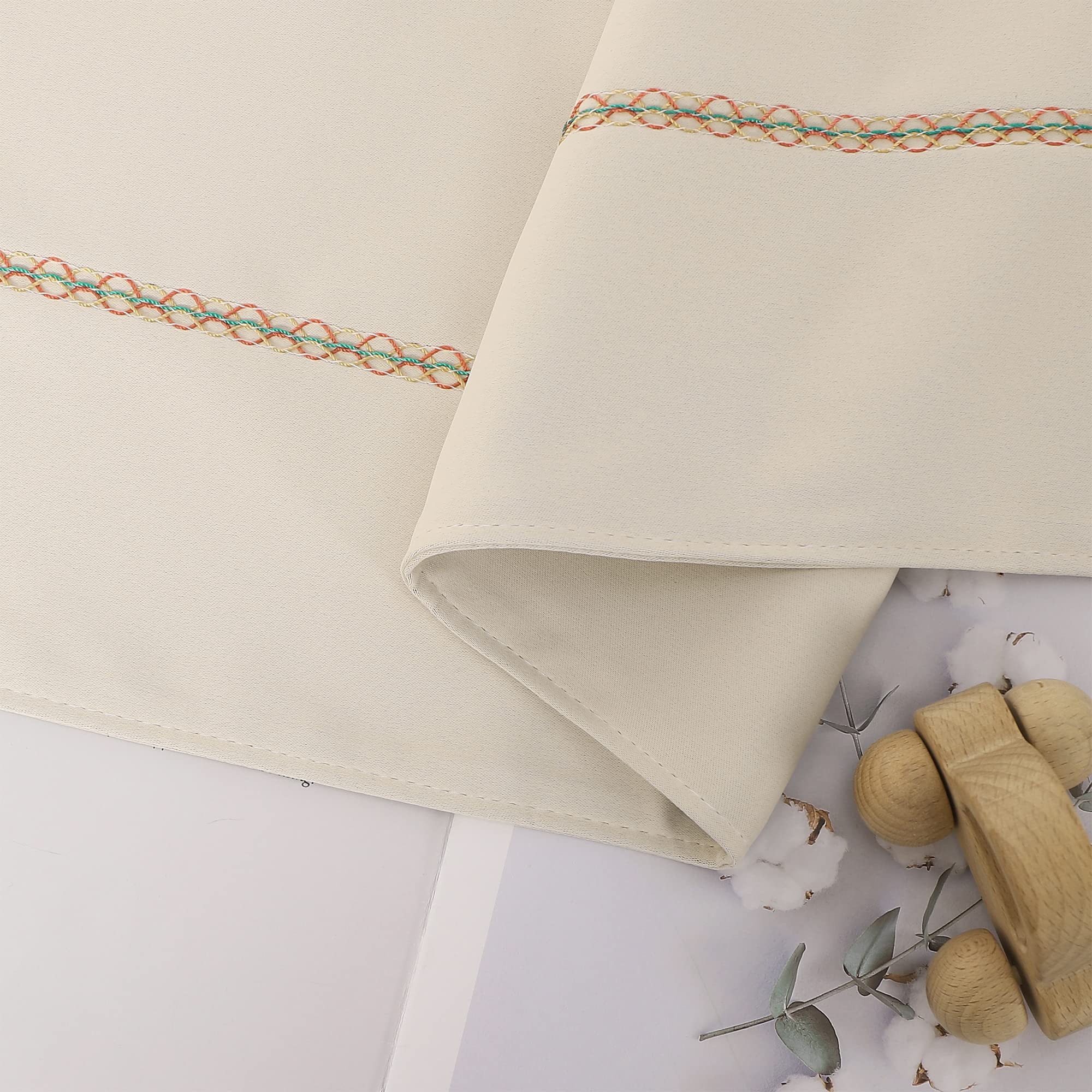 King Size Bed Runner 260x50cm - Luxury Beige Bed Throw for Foot of Bed, Elegant Bedding Scarf for Bedroom, Hotel & Wedding Decor | Perfect for Master Bedrooms, Guest Rooms & Special Occasions