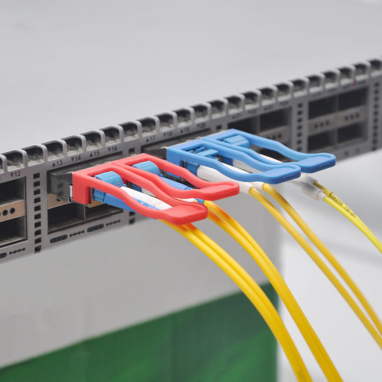 40G QSFP+ SR BiDi Transceiver Module for Cisco QSFP-40G-SR-BD & Meraki MA-QSFP-40G-SR-BD | 40GBASE-SR Bi-Directional | 850nm/900nm MMF | 100m/150m LC Duplex | High-Speed Data Center & Network Connectivity