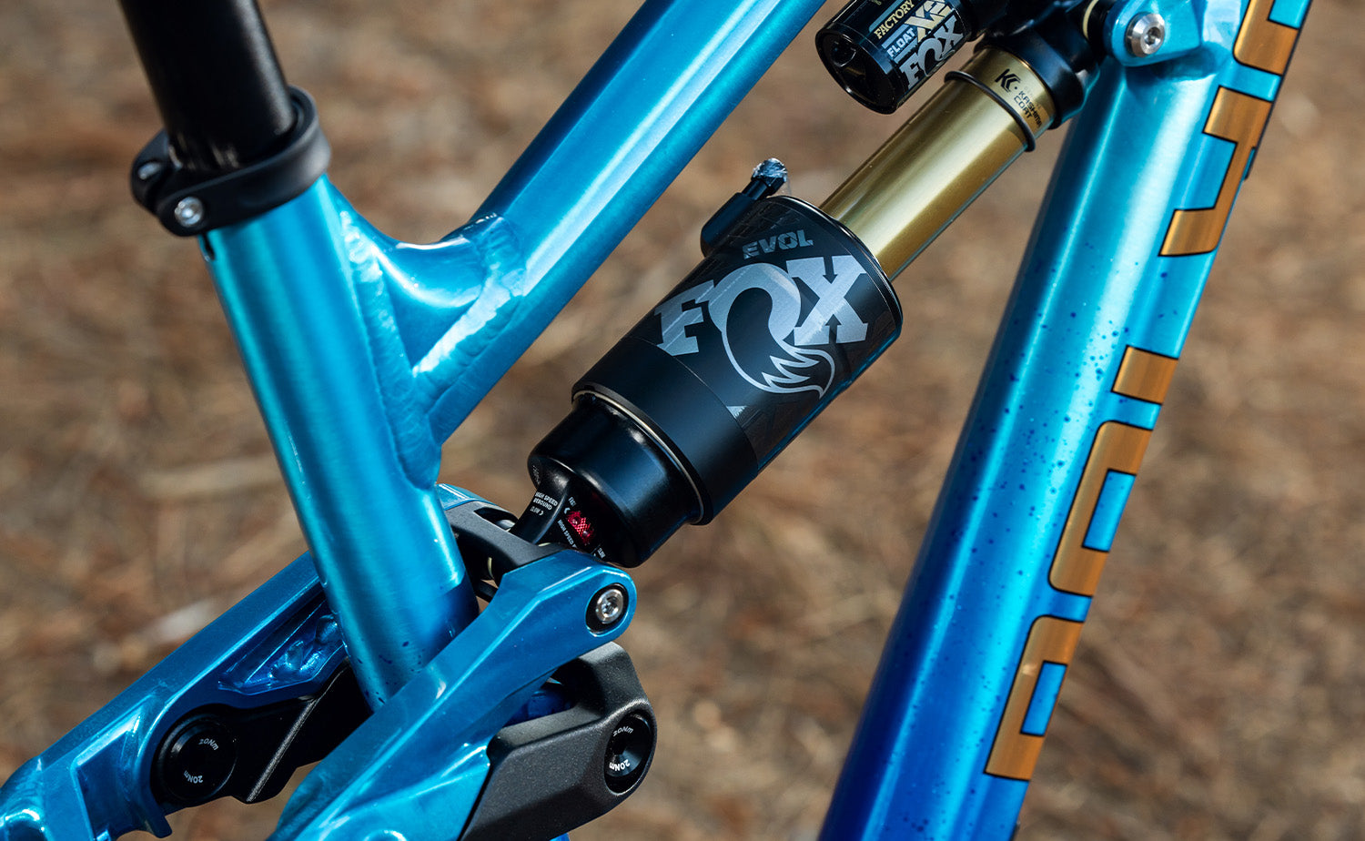 Polygon Collosus DH9 Downhill Mountain Bike - Full Suspension MTB for Extreme Trails & Downhill Racing - Perfect for Off-Road Adventures & Mountain Cycling