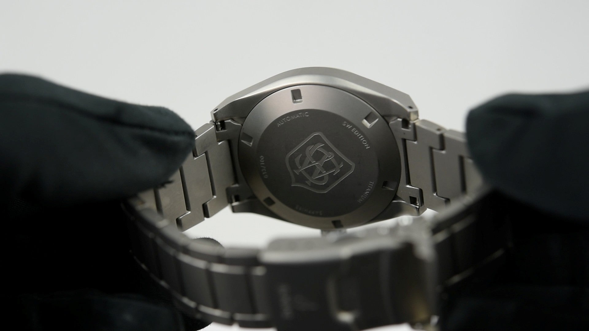 BOLDR Venture SW Limited Edition Pre-Owned Diver Watch - Luxury Stainless Steel Automatic Timepiece for Men, Perfect for Diving, Outdoor Adventures & Everyday Wear