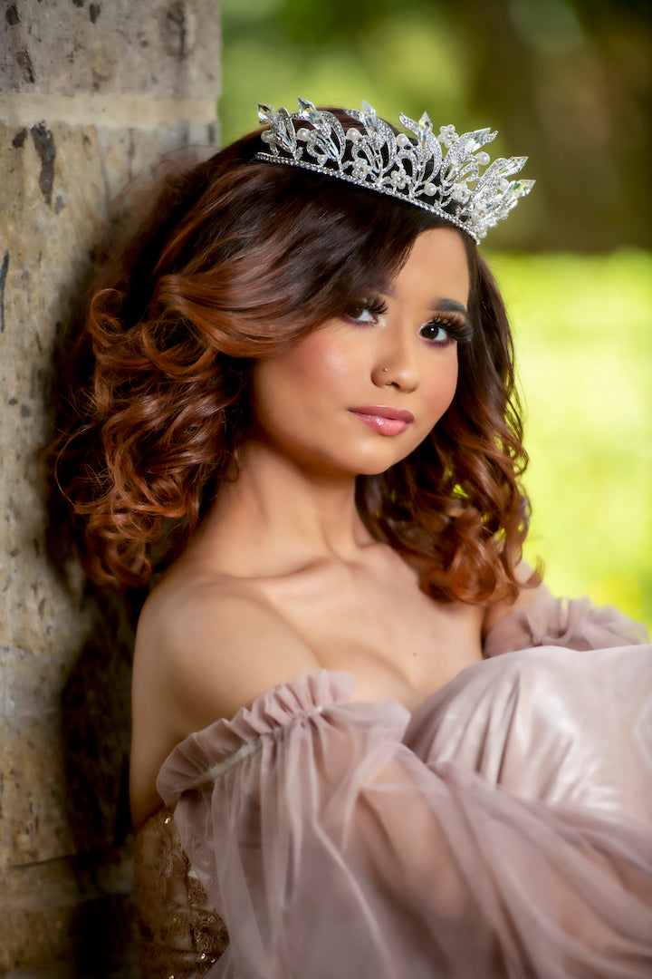 Open Hearted Snow Queen Crown - Elegant Crystal Tiara for Women & Girls - Perfect for Weddings, Prom, Cosplay & Costume Parties