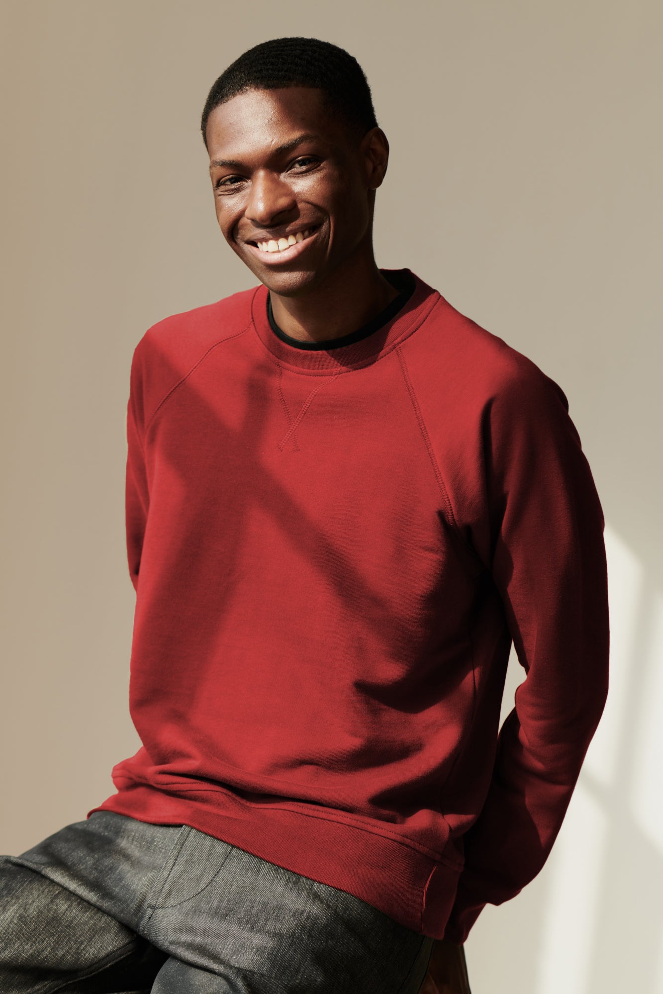 Men's Comfortable Raglan Sweatshirt - Soft Cotton Blend Pullover with Crimson Color | Perfect for Casual Wear, Gym, and Outdoor Activities