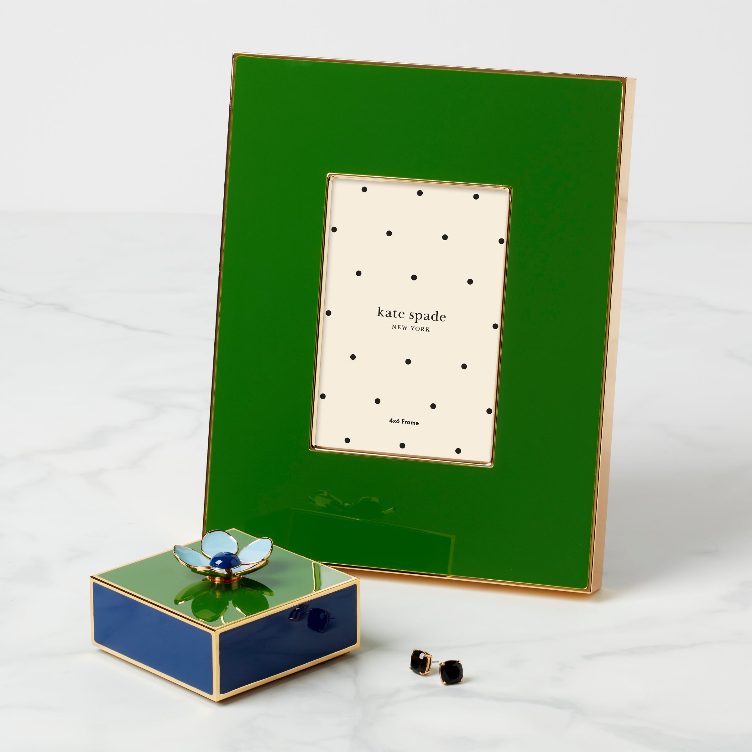 Make It Pop Floral Gift Box in Green & Navy - Perfect for Birthday Presents, Wedding Favors, and Home Decor