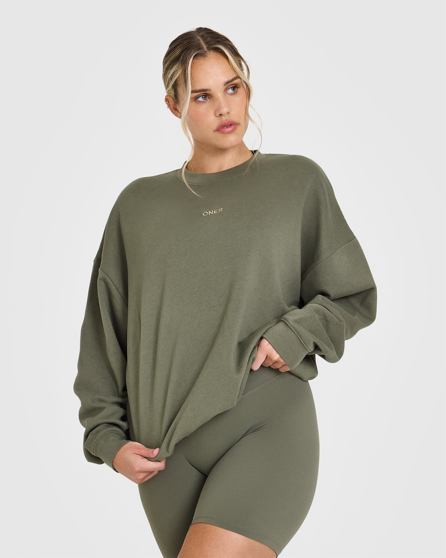Alpine Green Mid Weight Sweatshirt for Men & Women - Cozy Casual Pullover for Fall & Winter | Perfect for Outdoor Activities, Lounge Wear, and Everyday Comfort