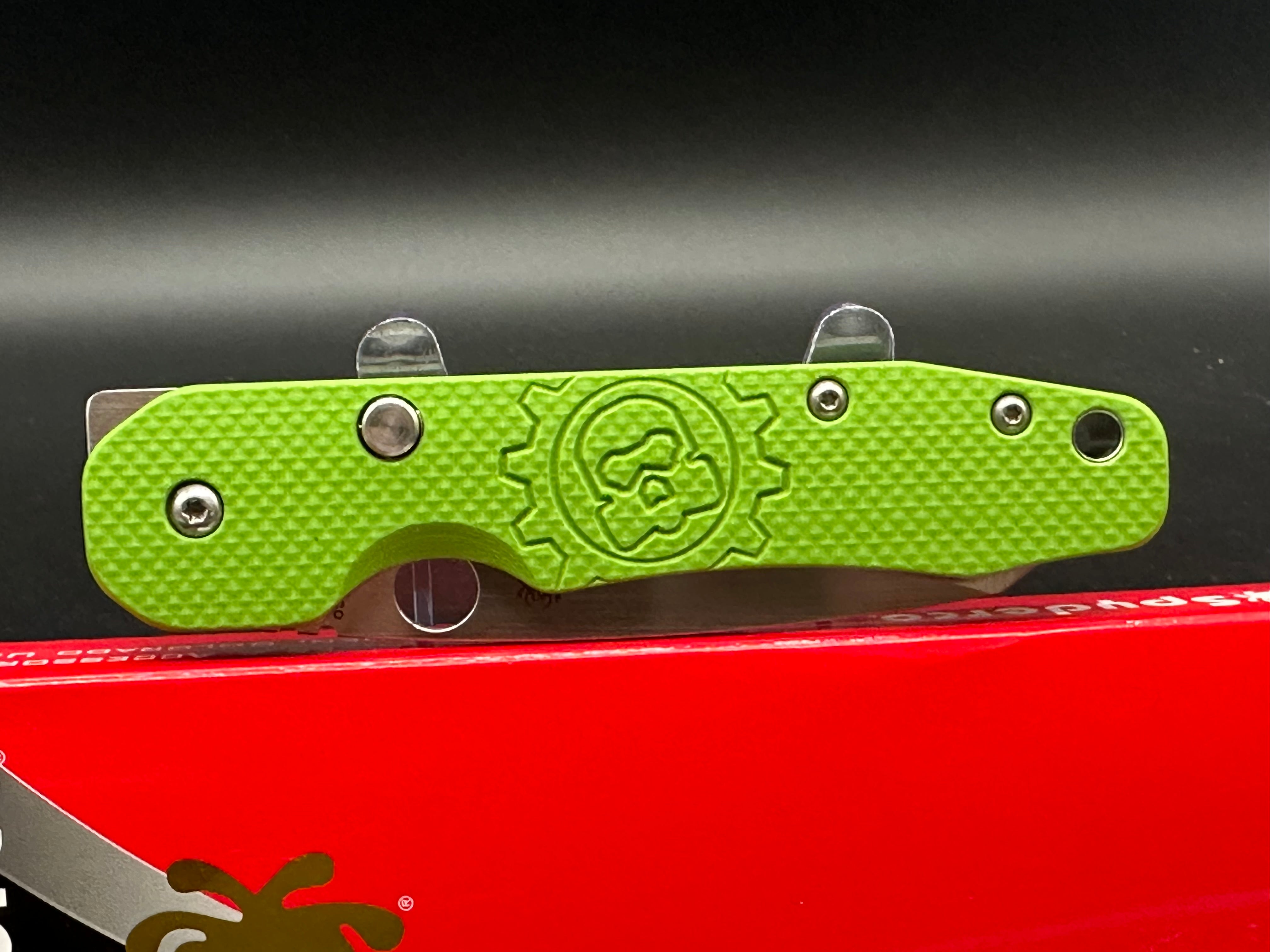 Spyderco Smock C240CFP Folding Knife with Green & Carbon Fiber Scales - EDC Pocket Knife for Outdoor, Camping, and Everyday Carry