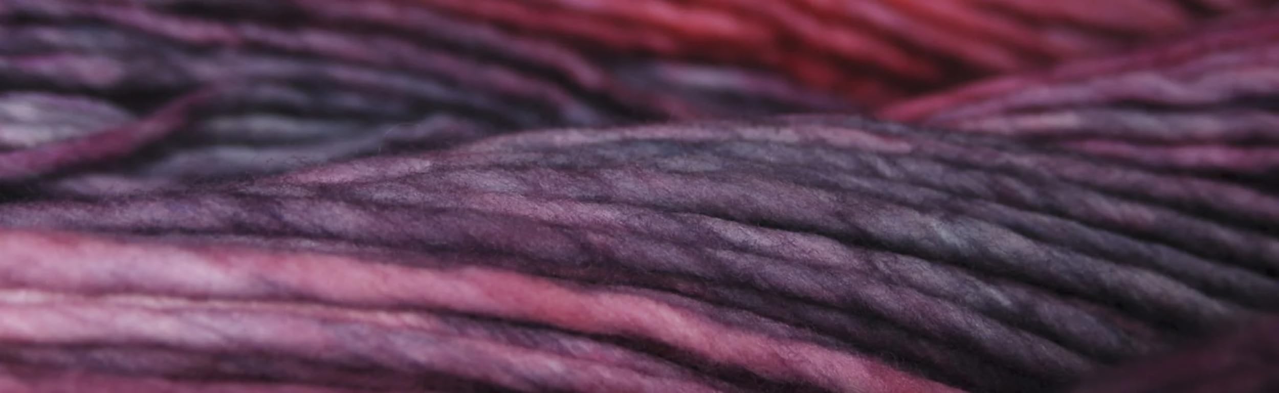 Malabrigo Rasta Yarn - Super Bulky Hand-Dyed Merino Wool (Color: 611 Ravelry Red) - Perfect for Knitting Scarves, Hats & Chunky Blankets