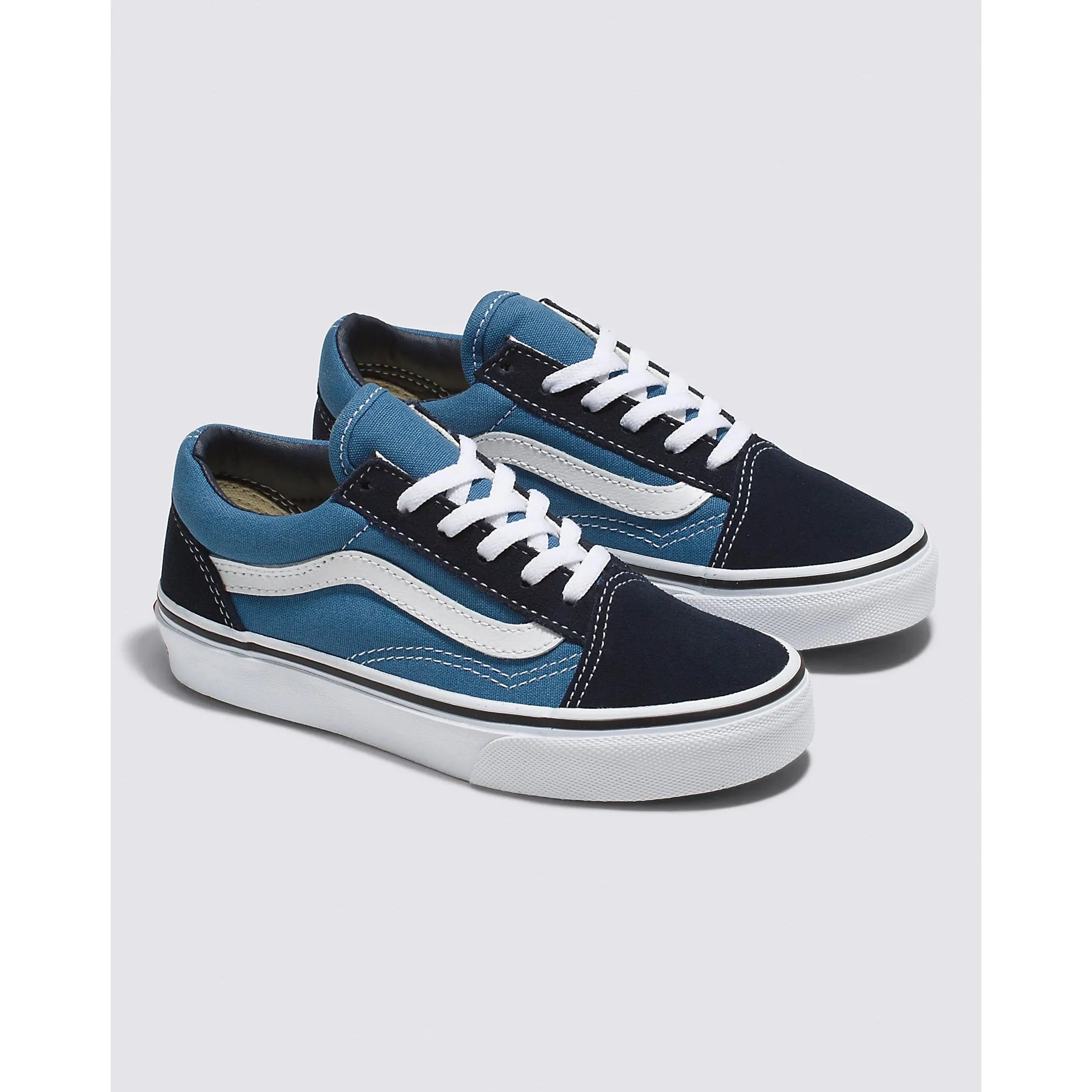 Vans Kids Old Skool Skate Shoes for Boys & Girls - Classic Black & White Sneakers for School, Play & Everyday Wear
