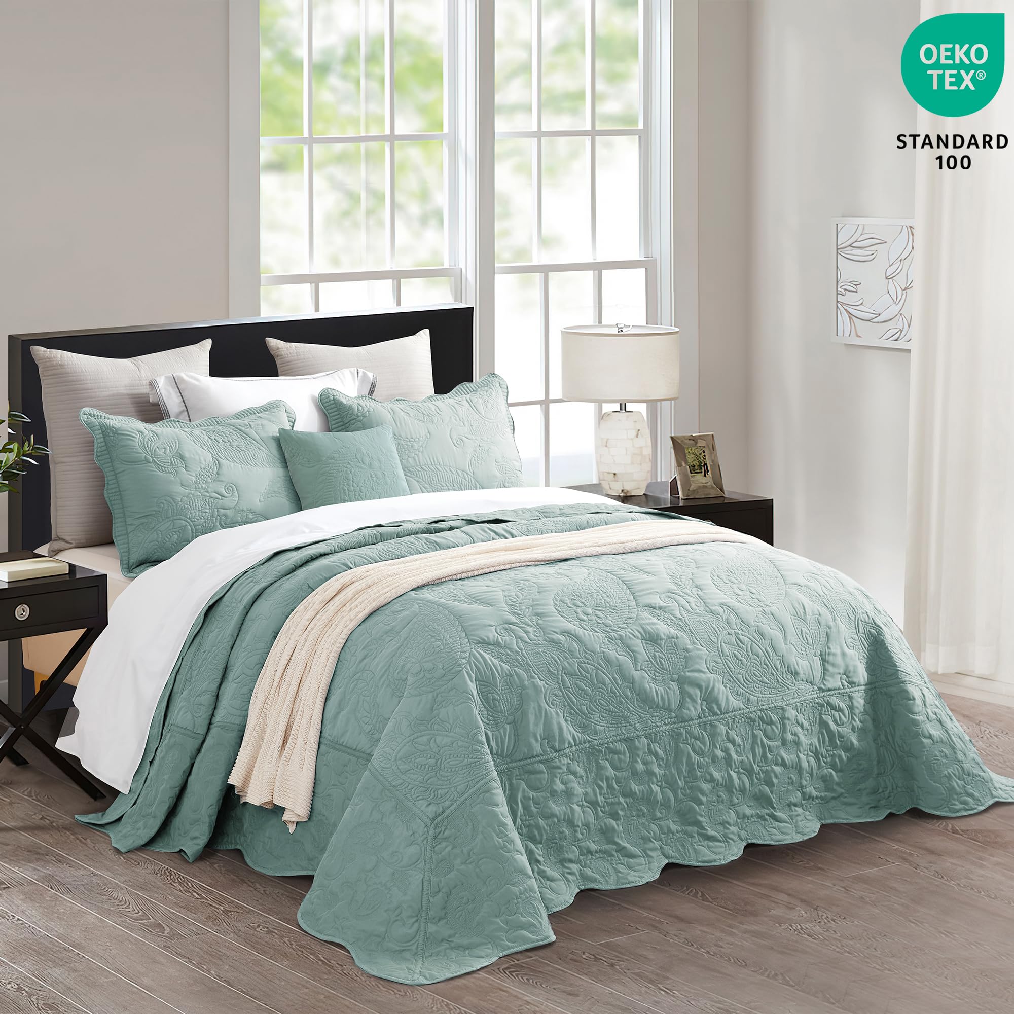 Queen Size Bedspread Set - 5 Piece Lightweight Quilted Coverlet & Reversible Comforter - 100% Luxurious Microfiber Bedding in Seaglass - Perfect for Guest Rooms, Master Bedrooms & Cozy Home Decor