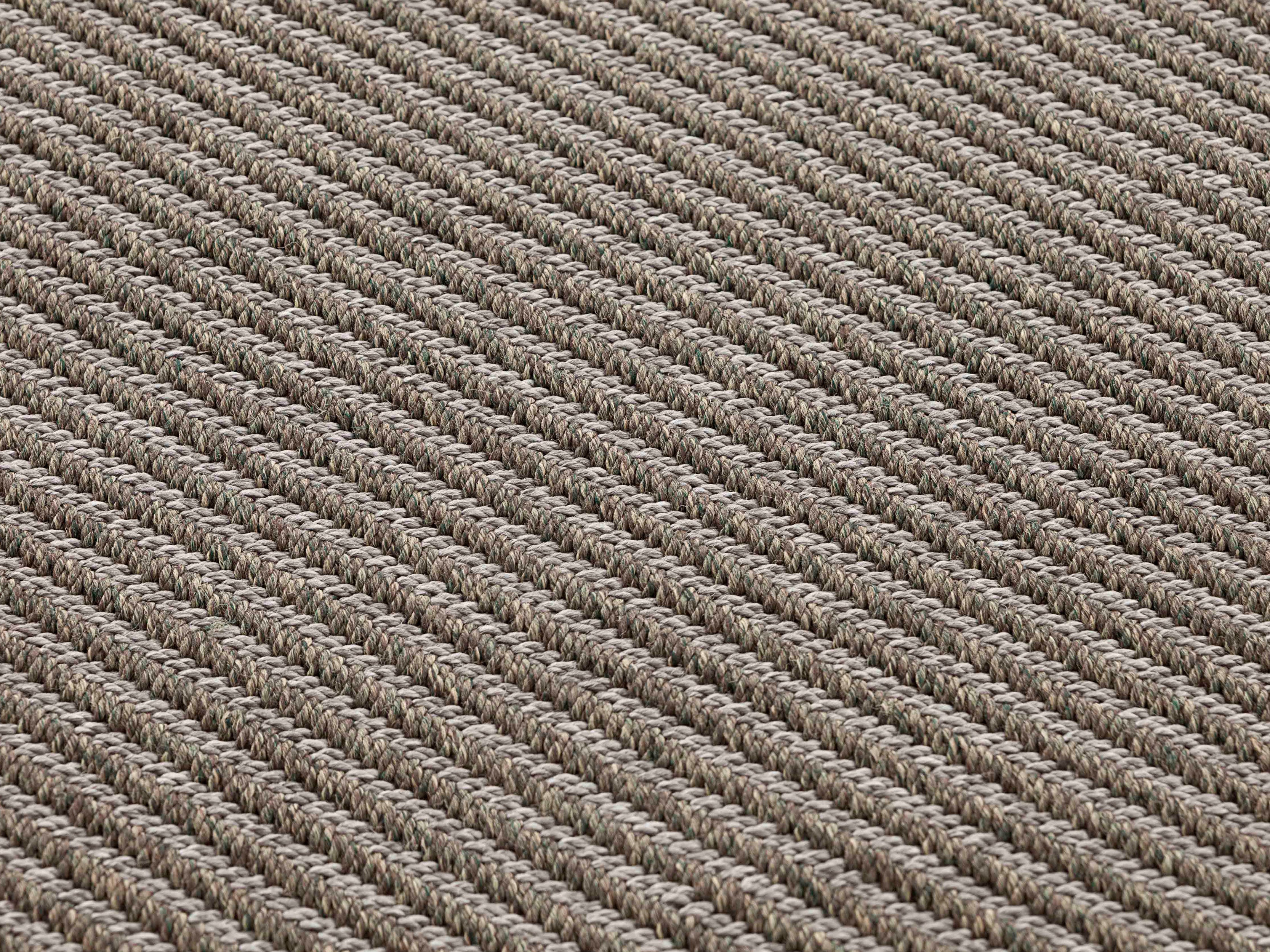 Premium Garden Layers Diagonal Rug - Non-Slip Outdoor Mat for Patio, Deck, and Poolside - Waterproof & Durable Design for All Seasons
