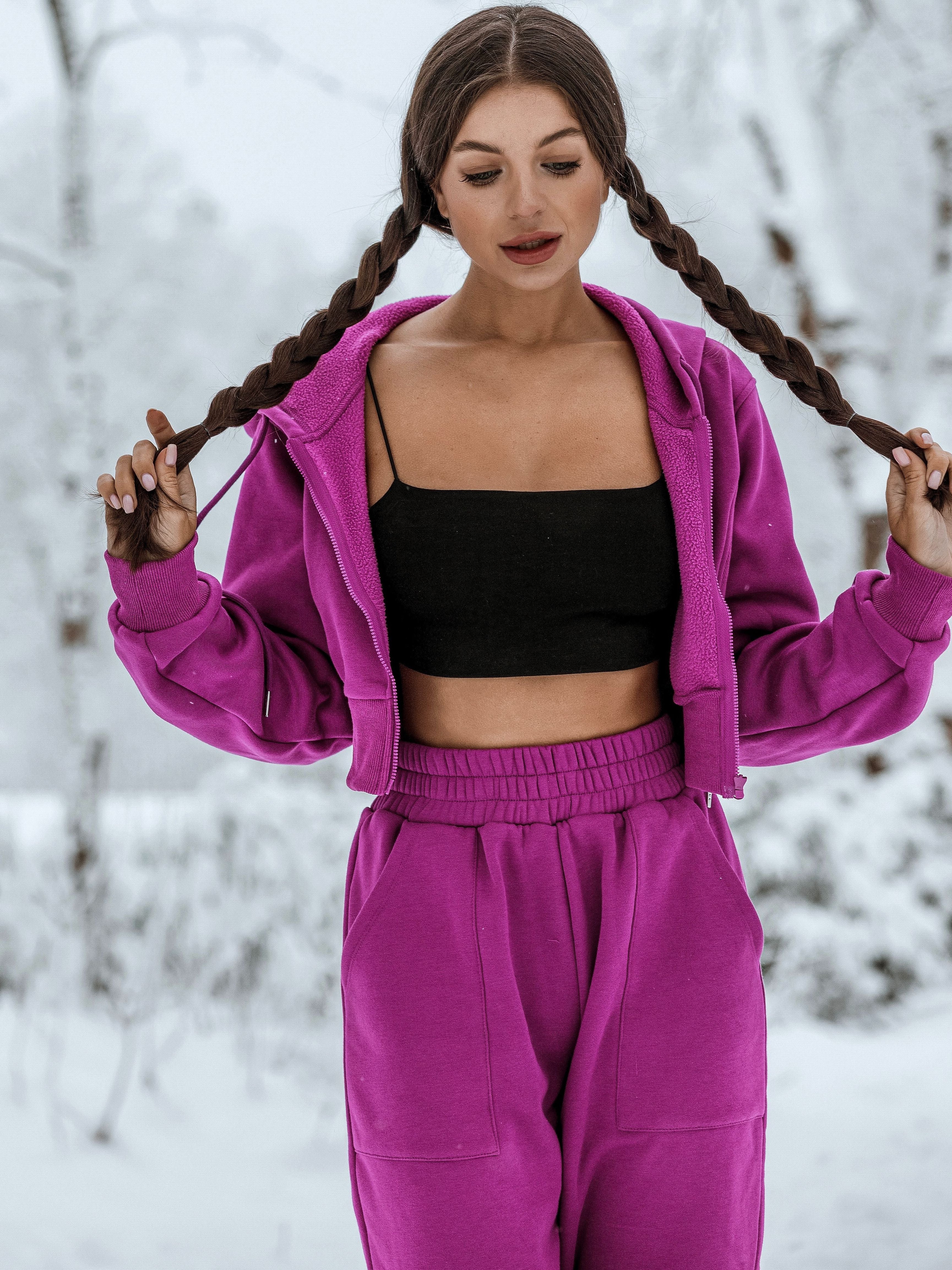 ZASUWA Women's Cropped Hoodie with Zipper & Drawstring - Stylish & Comfortable for Casual Wear, Gym, and Outdoor Activities