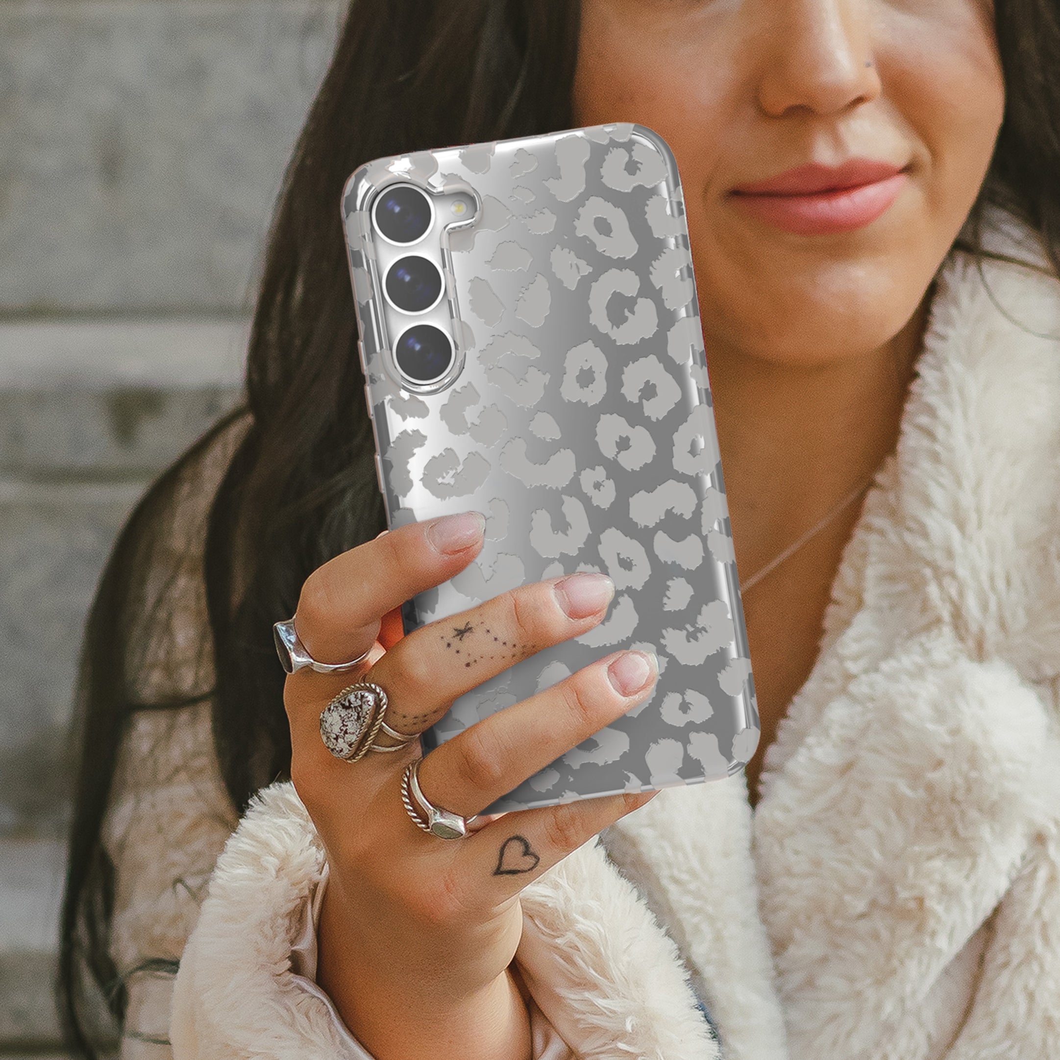 Samsung Phone Case - Chrome Leopard Design - Durable Protective Cover for Samsung Galaxy S21/S20/Note 20 - Stylish Accessory for Work, Travel & Everyday Use