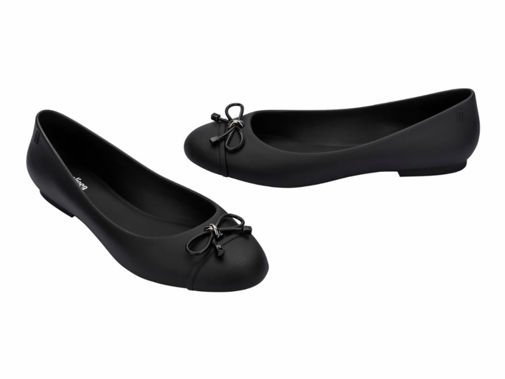 Melissa Women's 32772 Black M Leather Sandals - Comfortable & Stylish Summer Shoes for Walking, Beach & Casual Outfits