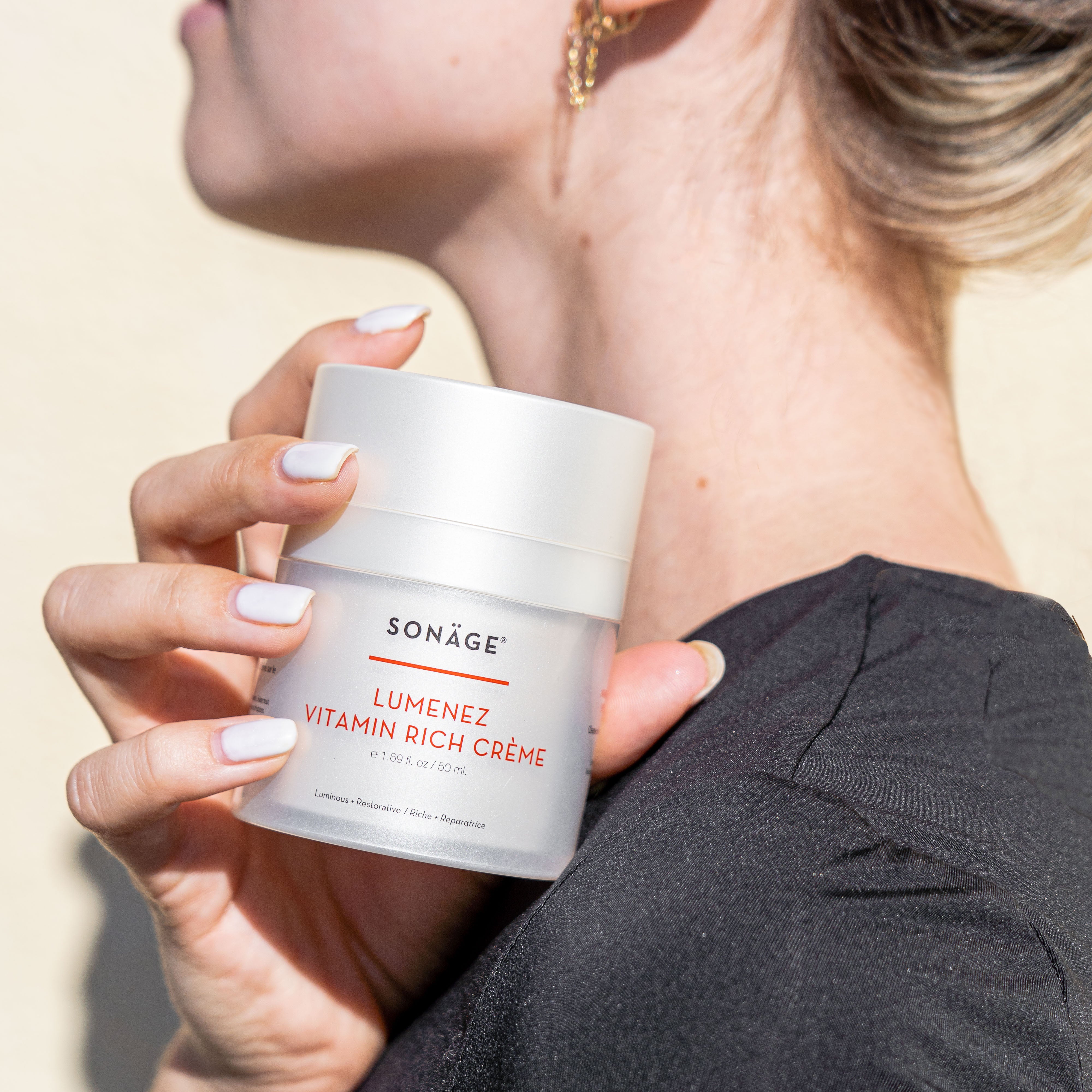 Lumenez Vitamin Rich Creme - Wholesale Bulk Moisturizing Face Cream for Dry Skin - Perfect for Daily Skincare Routine & Spa Treatments
