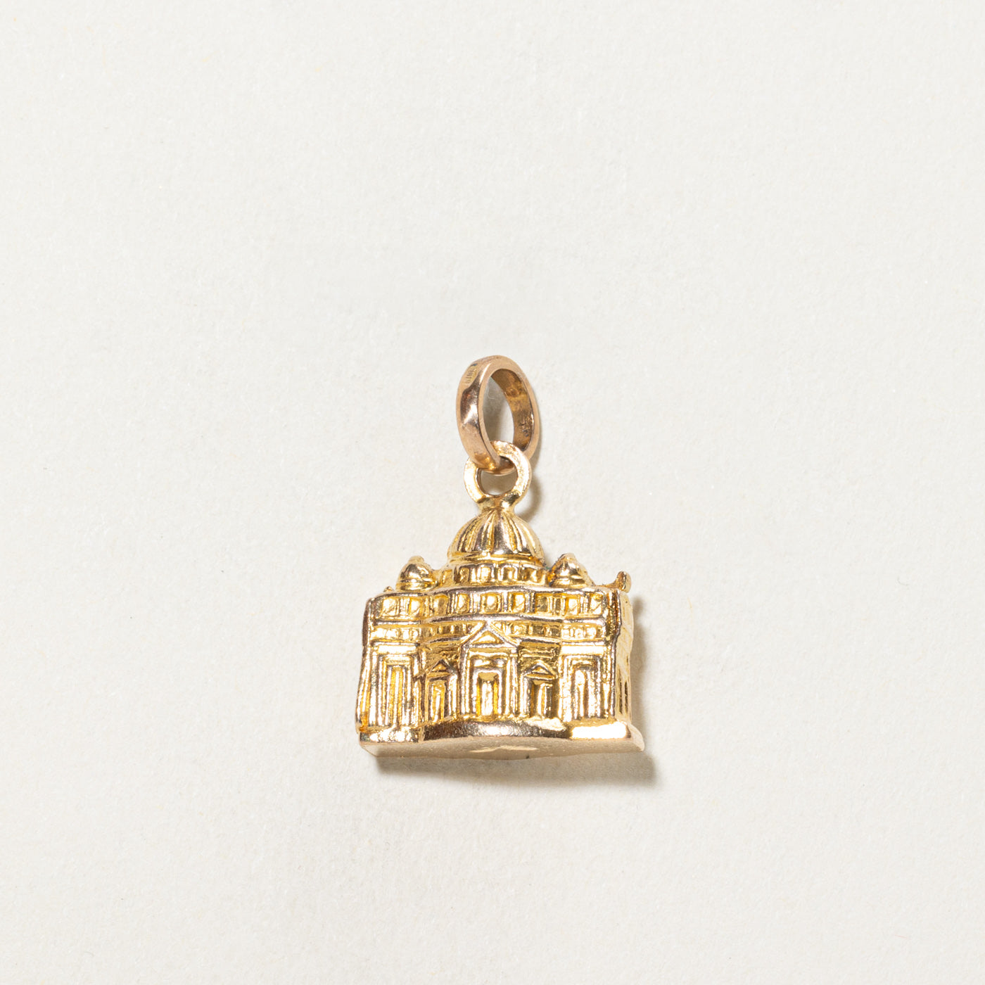 Vintage Italian 18K Gold St. Peter's Basilica Charm Pendant - Perfect for Necklaces, Bracelets & Catholic Jewelry Gifts