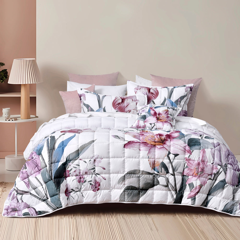 Carmela White Bedspread Set - King Size Luxury Bedding for Master Bedroom | Soft & Breathable Cotton Quilt Cover with Pillow Shams | Perfect for Home Decor, Guest Room, and Hotel Style Bedding