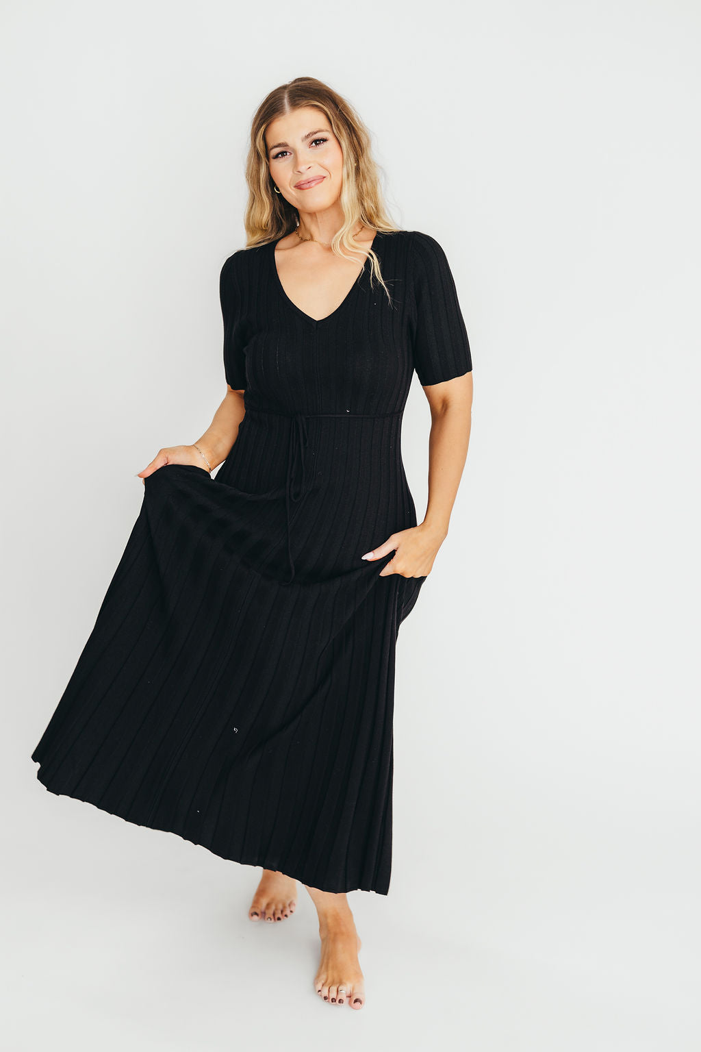 Oakley Ribbed Maxi Dress for Women - Bump Friendly Maternity Dress in Black | Perfect for Pregnancy, Nursing, and Everyday Comfort