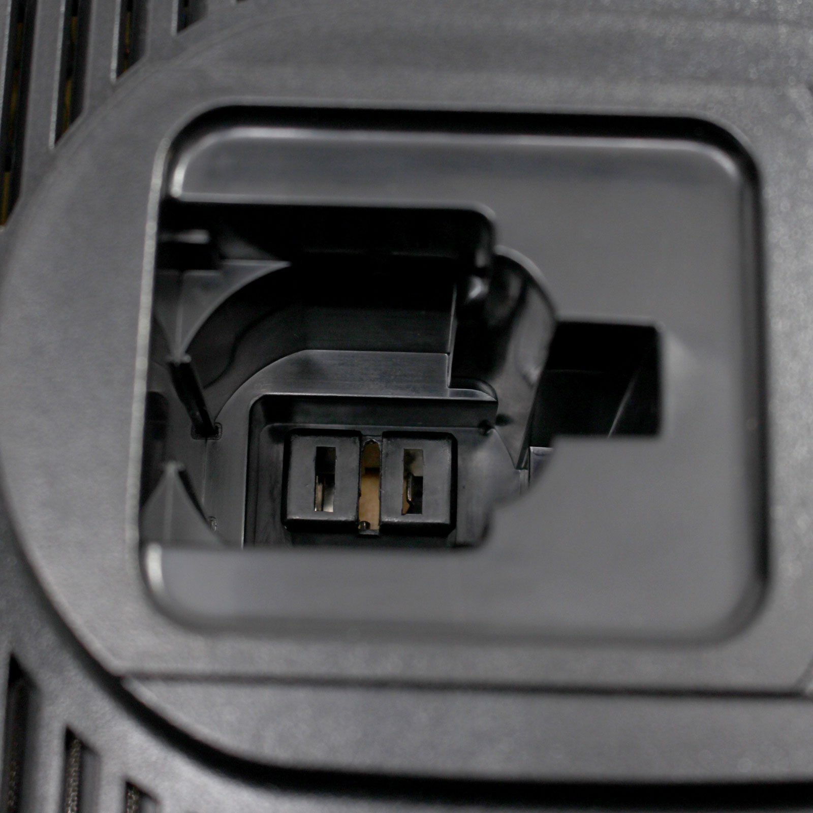 Original Title: Charger Replacement for DeWalt DW987 (Universal, 7.2V to 18V, NICD & NIMH) - Replacement for DeWalt Charger 18V (100-240V)    Optimized Title: **DeWalt DW987 Replacement Charger - Universal 7.2V-18V NiCd/NiMH Battery Charger (100-240V) for Power Tools - Ideal for Drills, Saws & Jobsite Use**