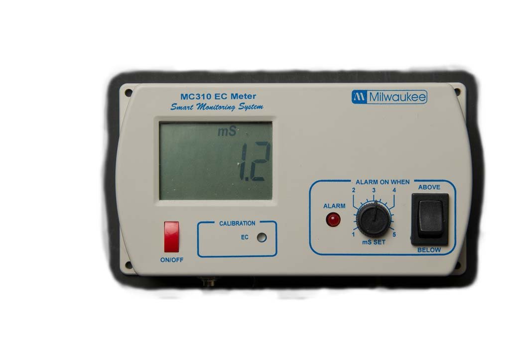 Milwaukee MC310 Conductivity EC Monitor with Mounting Kit - 0.0 to 10.0 mS/cm Range, ±2% Accuracy - Ideal for Hydroponics, Aquariums & Water Quality Testing
