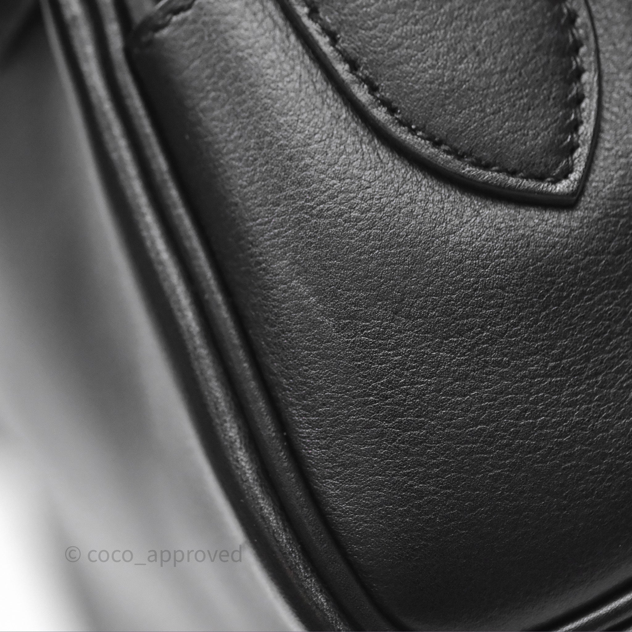 Authentic Hermès Kelly Messenger PM Bag 89 Noir Evergrain with Palladium Hardware - Luxury Crossbody Bag for Women | Perfect for Work, Travel & Everyday Elegance