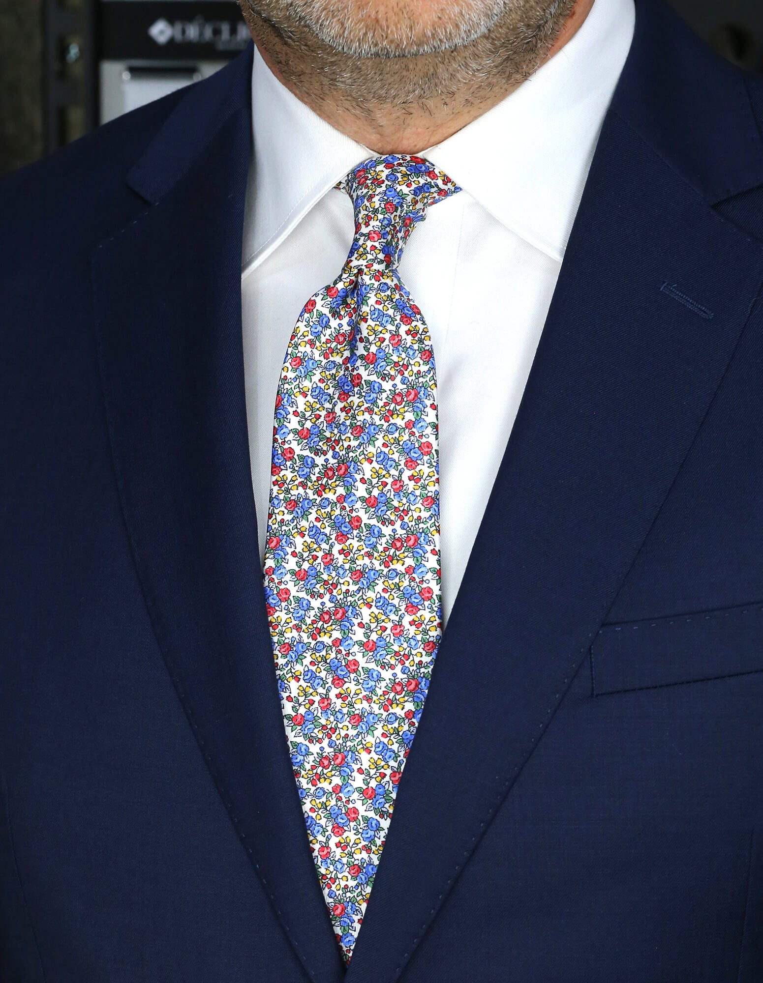 CANTINI Omero Floral Necktie for Men - Elegant White Silk Tie with Floral Pattern - Perfect for Weddings, Business Meetings & Formal Occasions