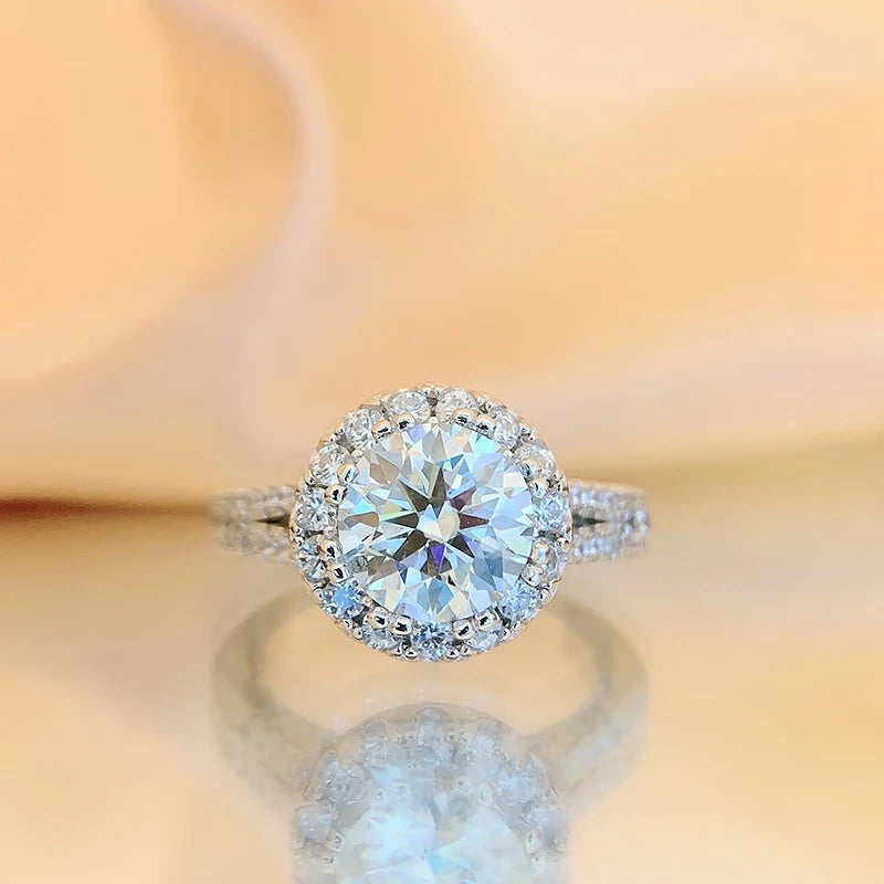 2ct Moissanite Engagement Ring for Women - 925 Sterling Silver Round Cut Diamond Alternative Wedding Band - Anniversary Gift for Her - Perfect for Proposals, Weddings & Special Occasions