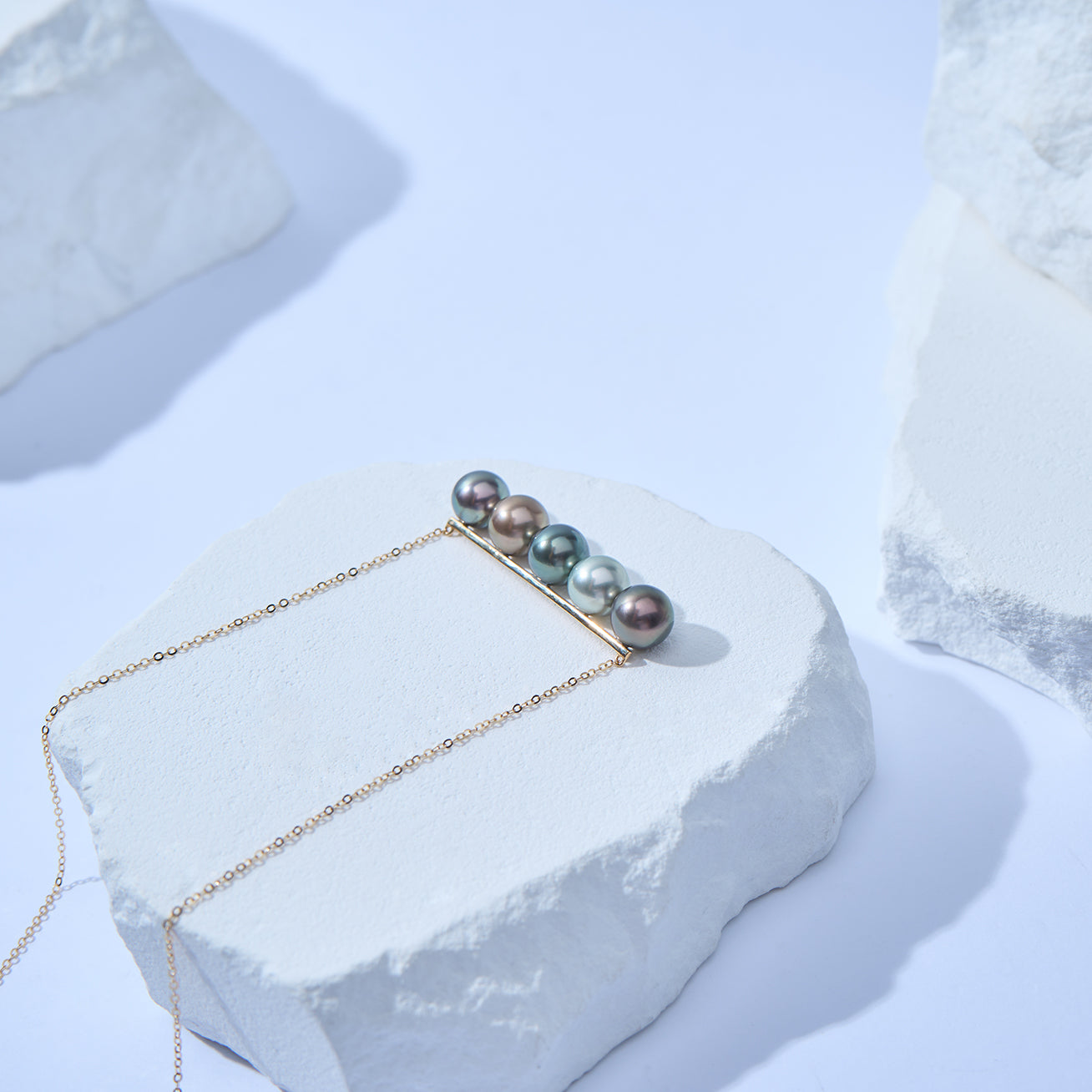 18K Solid Gold Saltwater Tahitian Pearl Necklace - Elegant Women's Jewelry Gift for Wedding, Anniversary & Special Occasions - KN00303