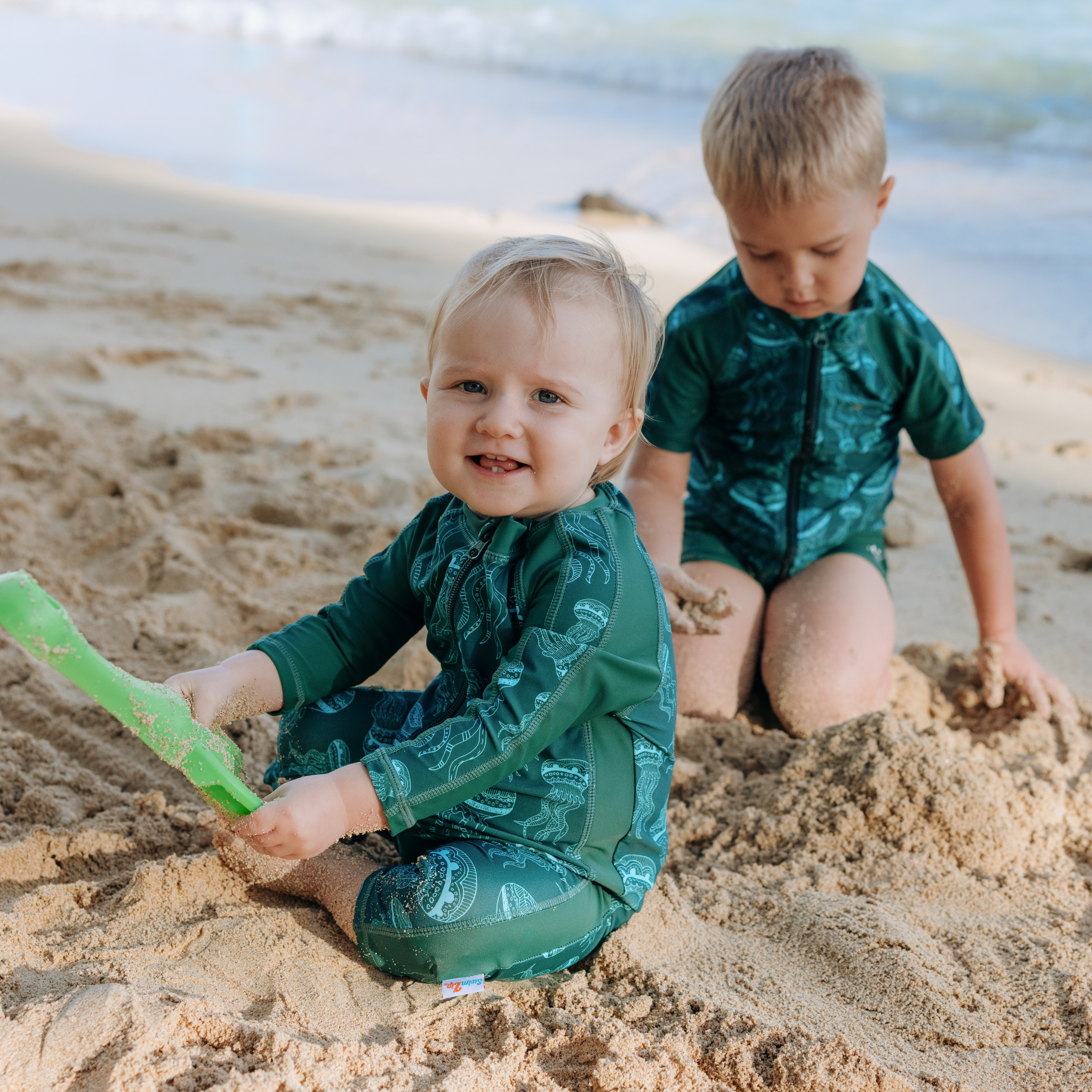 Kids Euro Shorties & Short Sleeve Rash Guard Swim Set - Jellyfish Print UV Protection for Beach, Pool & Water Play