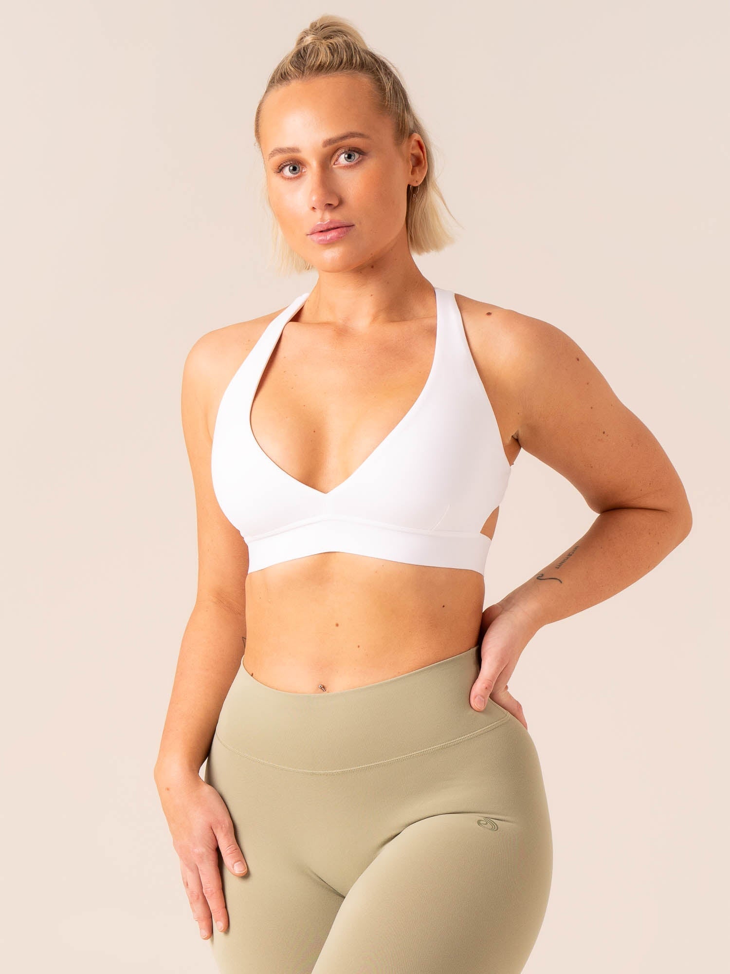 Prime Sports Bra for Women - High Support Workout Top - Breathable & Comfortable - White - Perfect for Running, Yoga & Gym