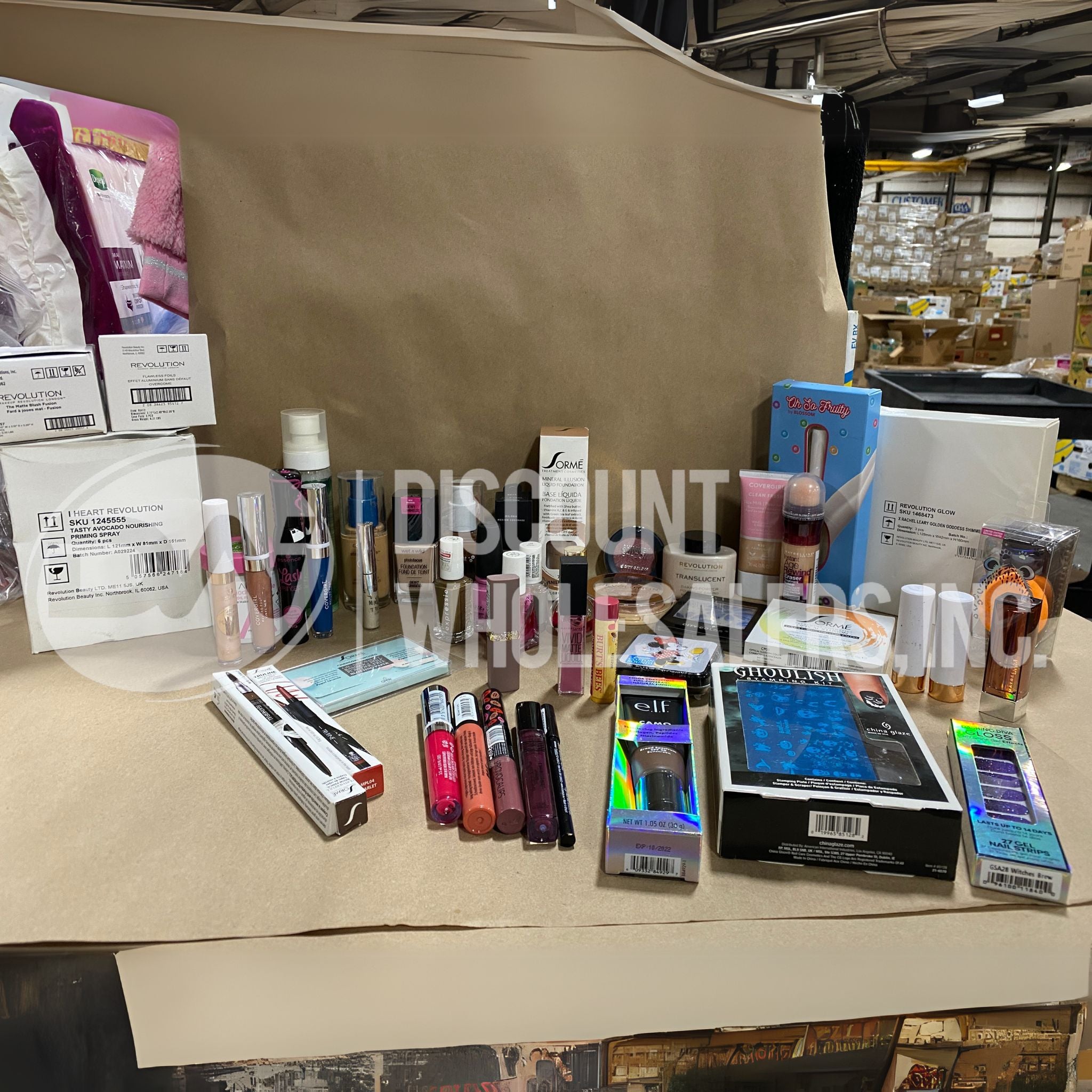 Wholesale Cosmetic DWI Mix - 250 Pcs Box | Professional Makeup Blending & Contouring Kit for Salons & Makeup Artists