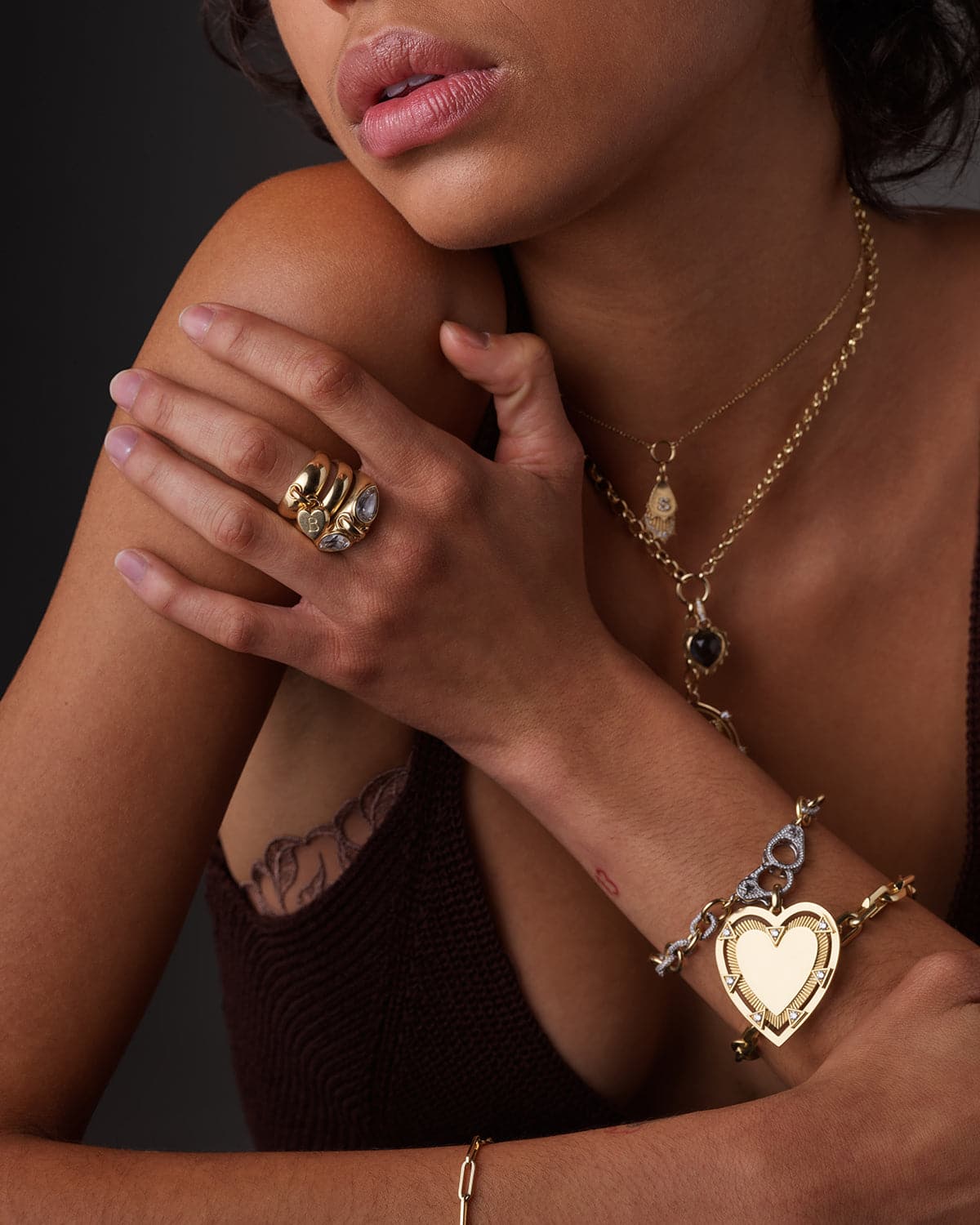 Stylish Midsized Mixed Link Pave Bracelet with Oversized Engravable Heart Medallion & Annex Link - Perfect for Valentine's Gifts, Anniversary Presents & Everyday Fashion Jewelry