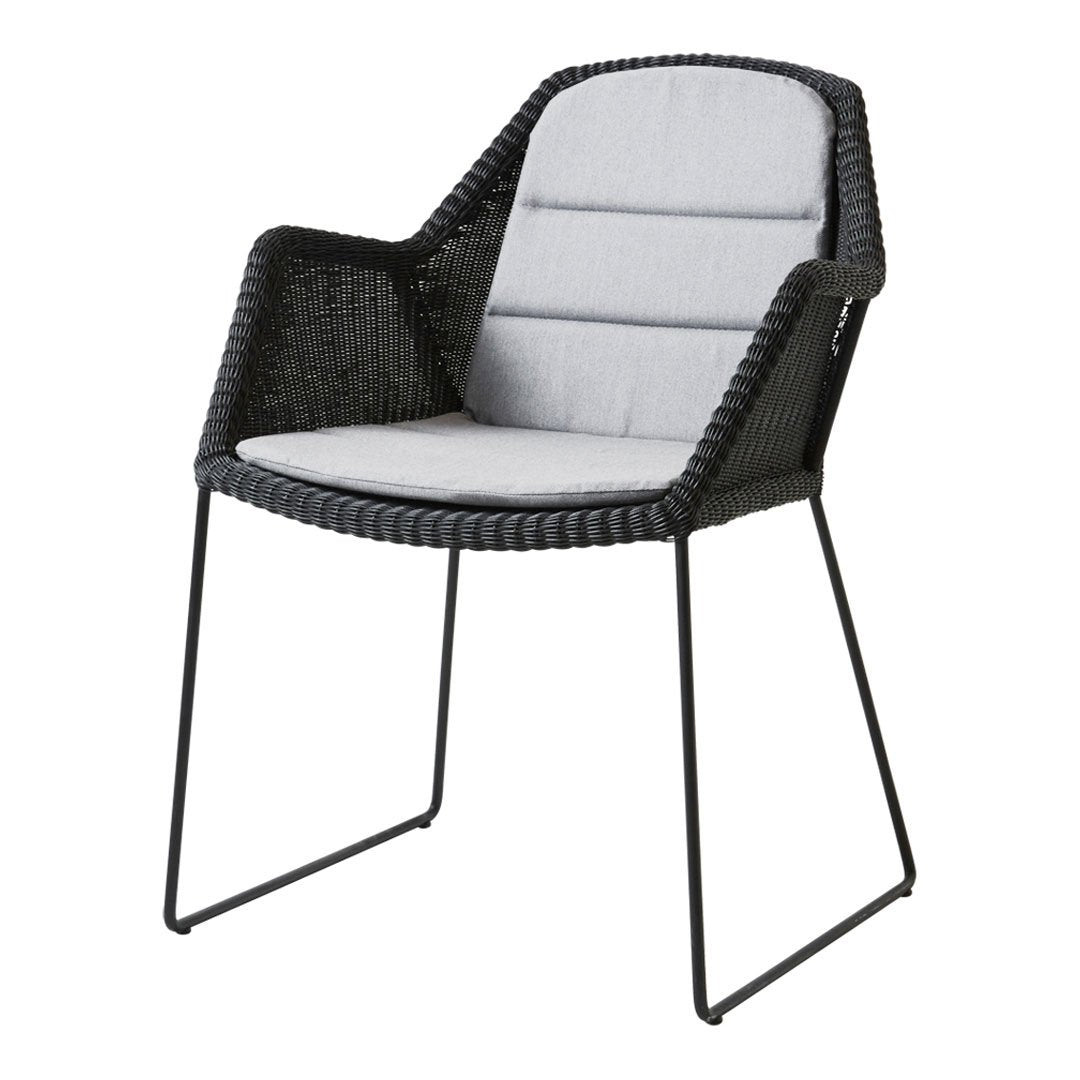 Breeze Outdoor Chair with Sled Base - Lightweight Patio Furniture for Backyard, Poolside & Camping - Comfortable Lounge Chair for Relaxing in Sun or Shade