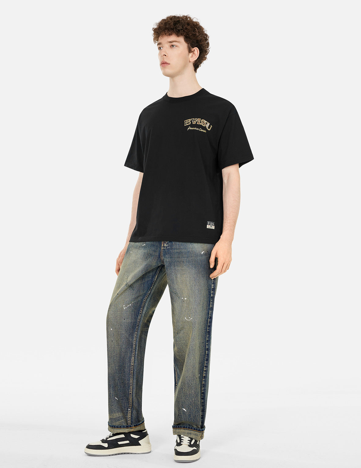 Stylish Brocade Logo & Kamon Appliqué Relaxed Fit T-Shirt - Perfect for Casual Wear, Street Fashion, and Everyday Comfort