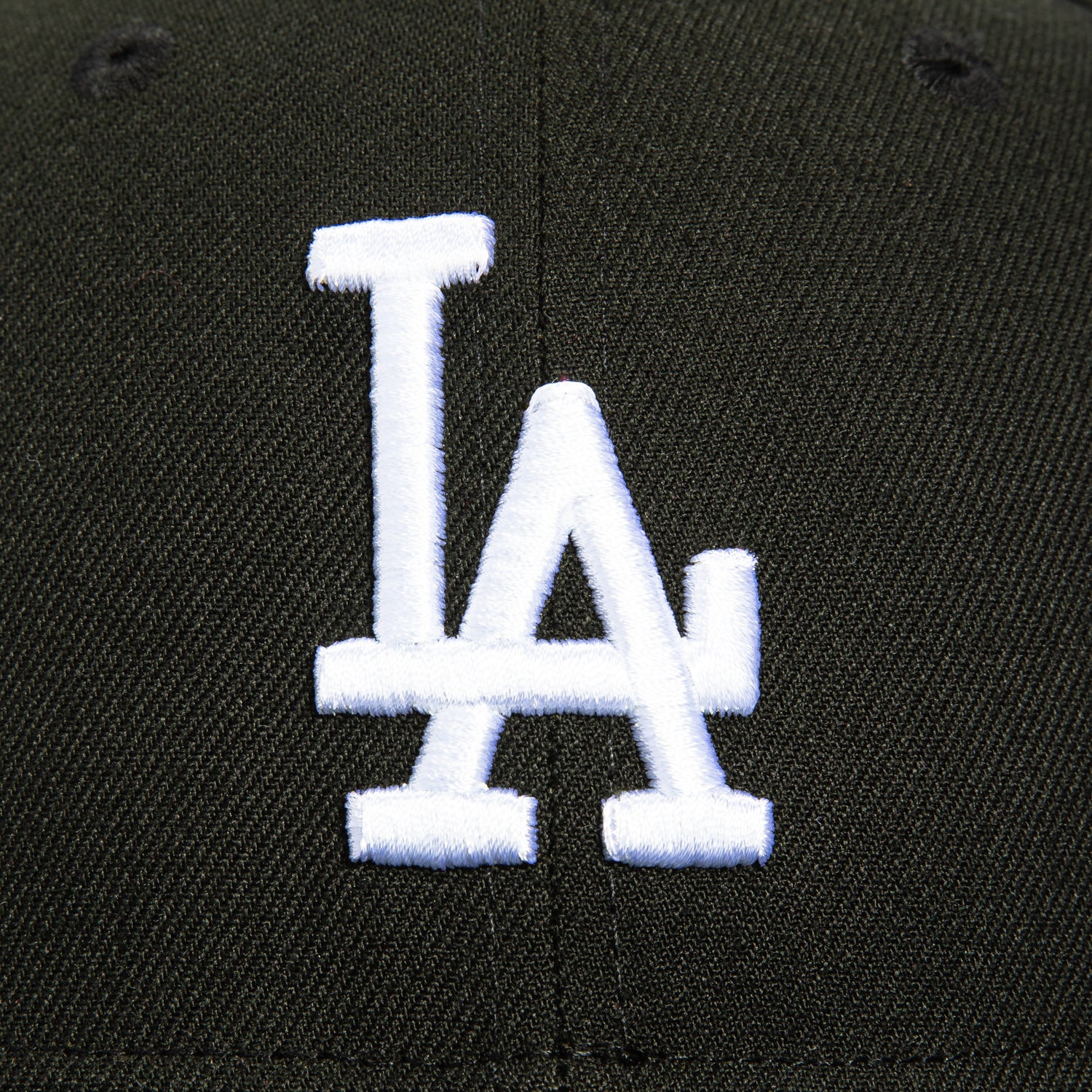 New Era 59Fifty Los Angeles Dodgers Korea Flag Patch Snapback Hat - Black & White Baseball Cap for Men & Women - Perfect for Games, Streetwear & Sports Fan Collections