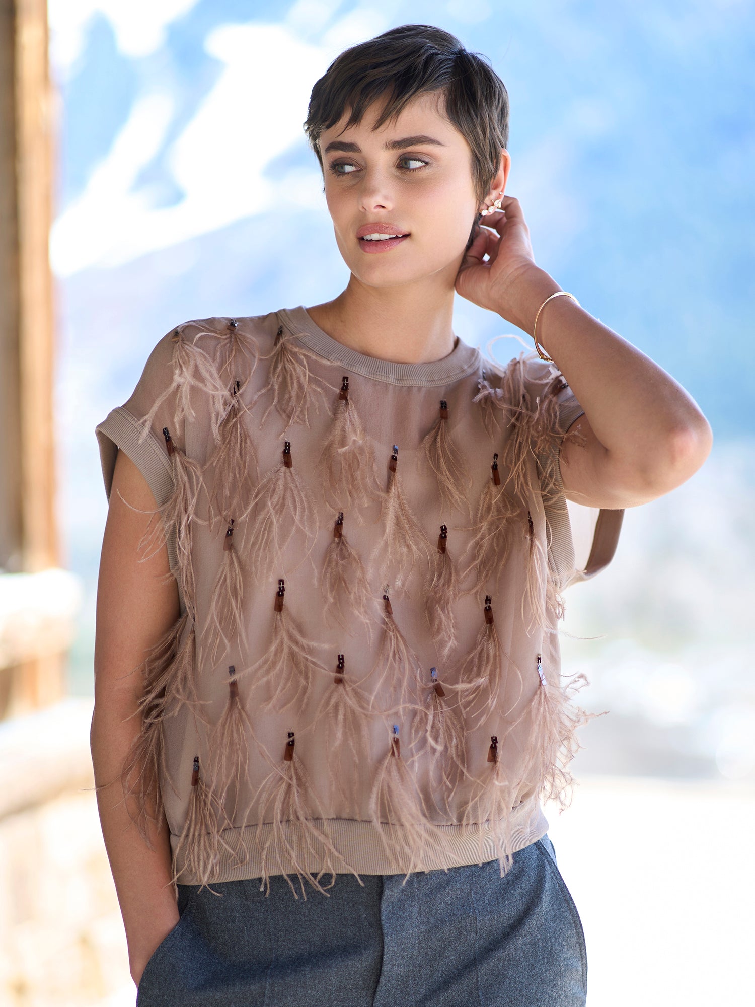 Elegant Silk Feather Blouse for Women - Soft & Luxurious Long Sleeve Shirt - Perfect for Office, Party & Special Occasions