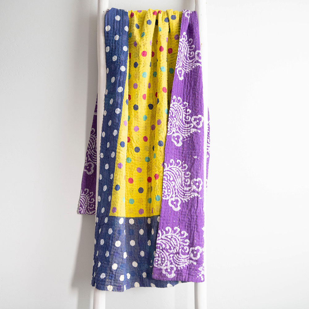 Handmade Kantha Quilt KT5777 - Unique Boho Chic Bedspread for Cozy Home Decor | Perfect for Bedroom, Living Room & Bohemian Style Interior Design