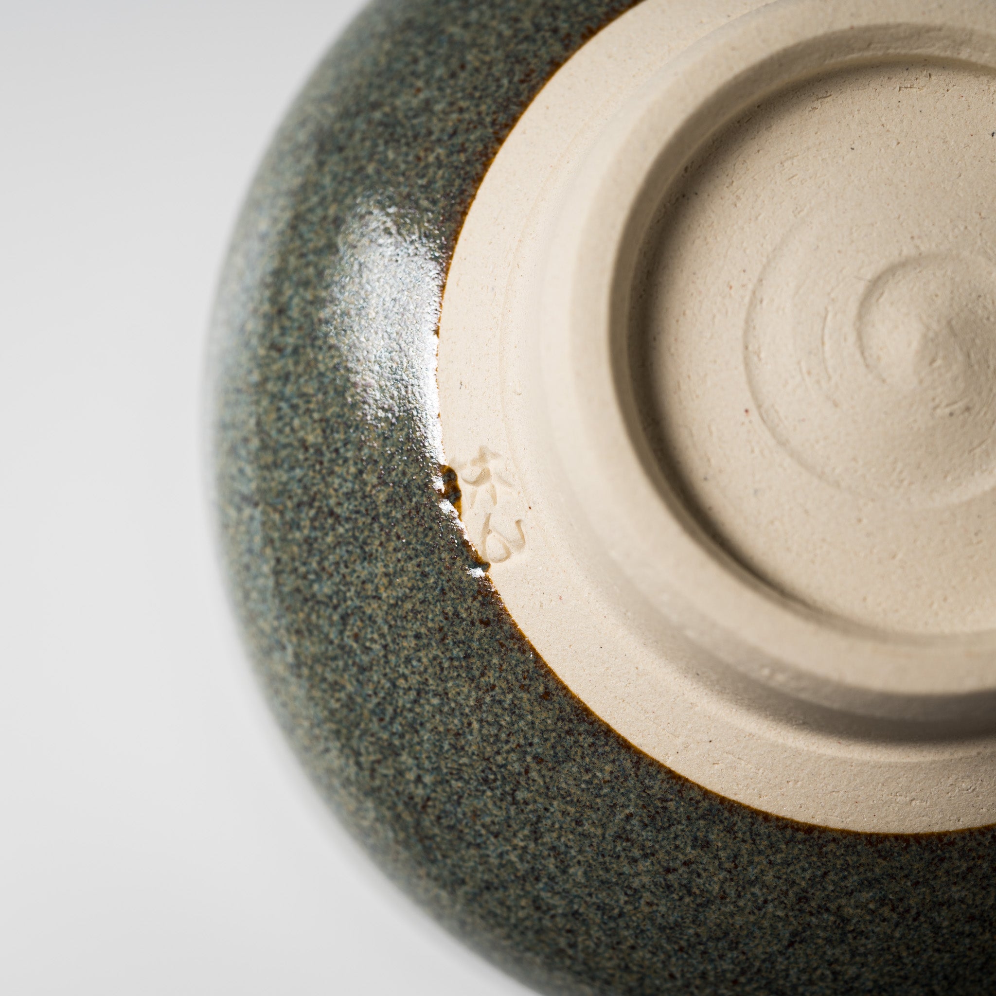 Handmade Kyo Kiyomizu Ware Small Matcha Bowl - Haiyu Sansai - Authentic Japanese Tea Ceremony Cup for Matcha, Green Tea & Traditional Tea Drinking