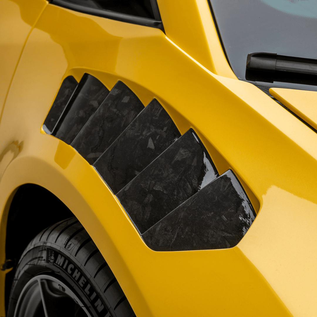 Lamborghini Huracan Performante Vicenza Edition Carbon Matrix Aero Front Fenders with Integrated Vents & Splash Guards - High-Performance Upgrade for Racing & Show Cars