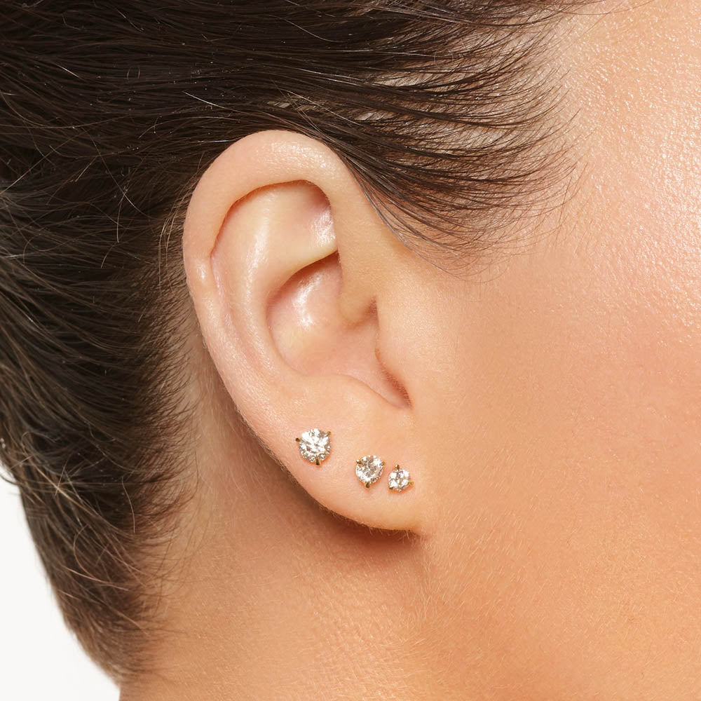 0.75ct Lab Grown Diamond Round Stud Earrings in 10k Gold - Perfect for Weddings, Anniversaries & Everyday Elegance